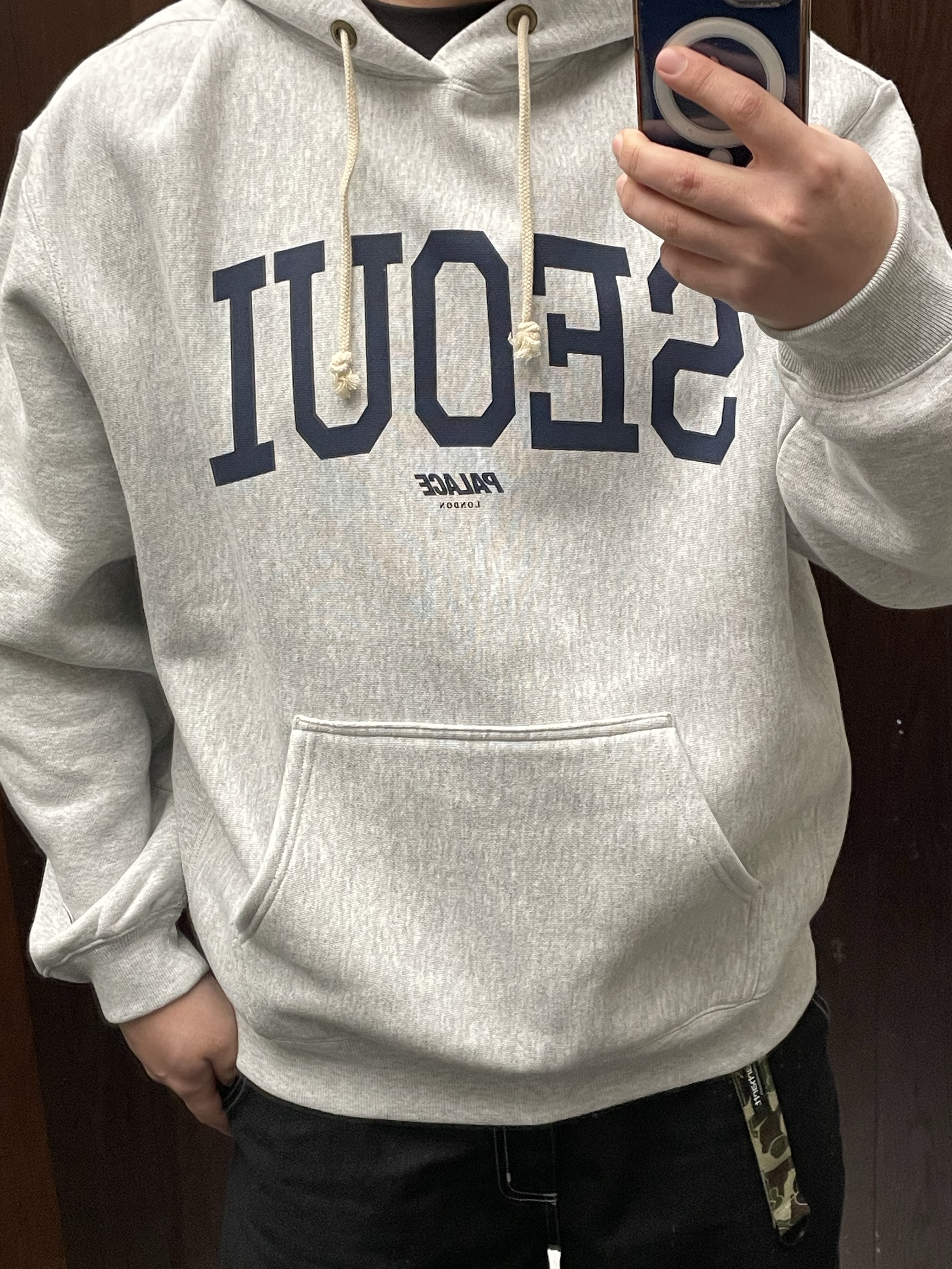 Palace x Champion Shop Hood Seoul Grey Marl - 25SS 착용 스타일