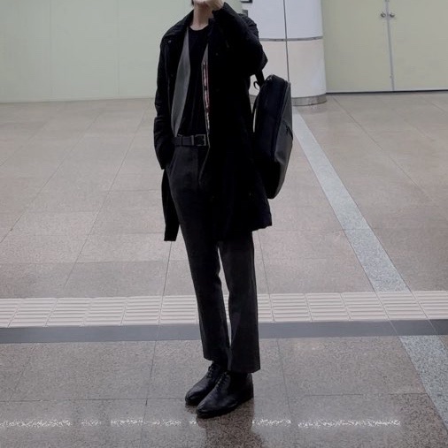 Thom Browne Milano Stitch 4-Bar Cardigan Medium Grey 착용 스타일 - 1