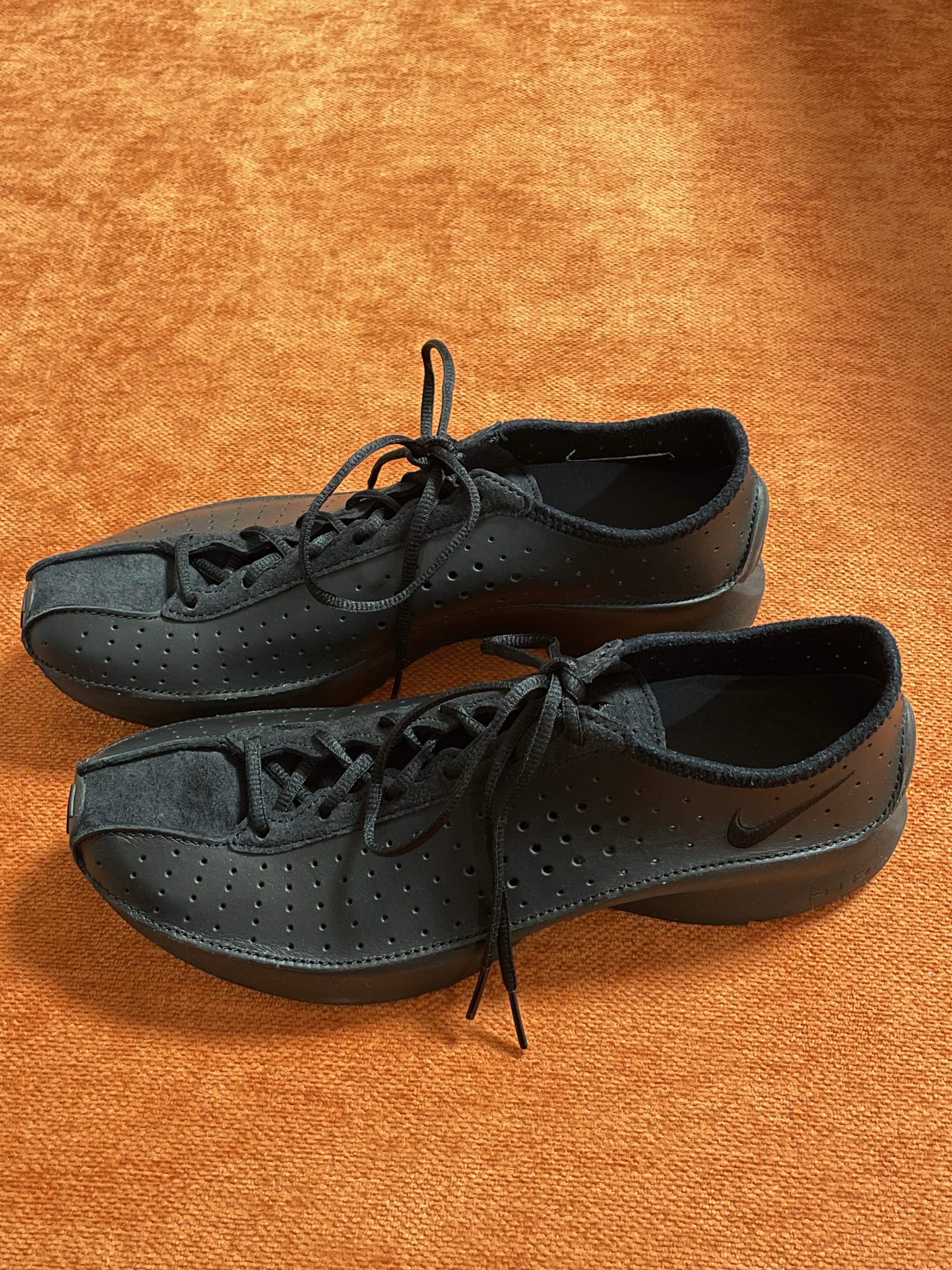 (W) Nike Air Superfly Black 착용 스타일 - 2