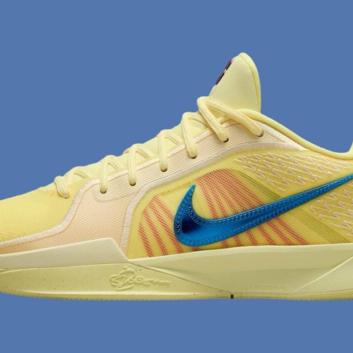 Nike Sabrina 2 Citron Tint Royal Pulse 착용 스타일 - 2