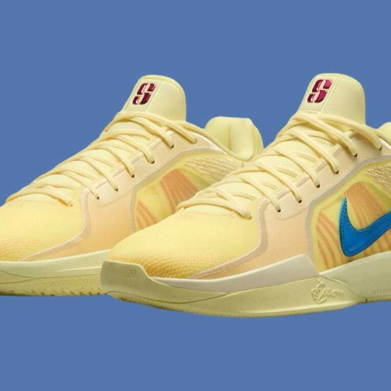 Nike Sabrina 2 Citron Tint Royal Pulse 착용 스타일 - 1