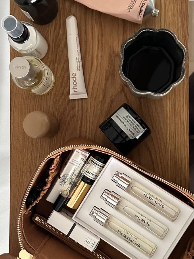 Byredo Casablanca Lily Extrait de Parfum 50ml, Byredo Gypsy Water Hand Cream 30ml 착용 스타일 - 2