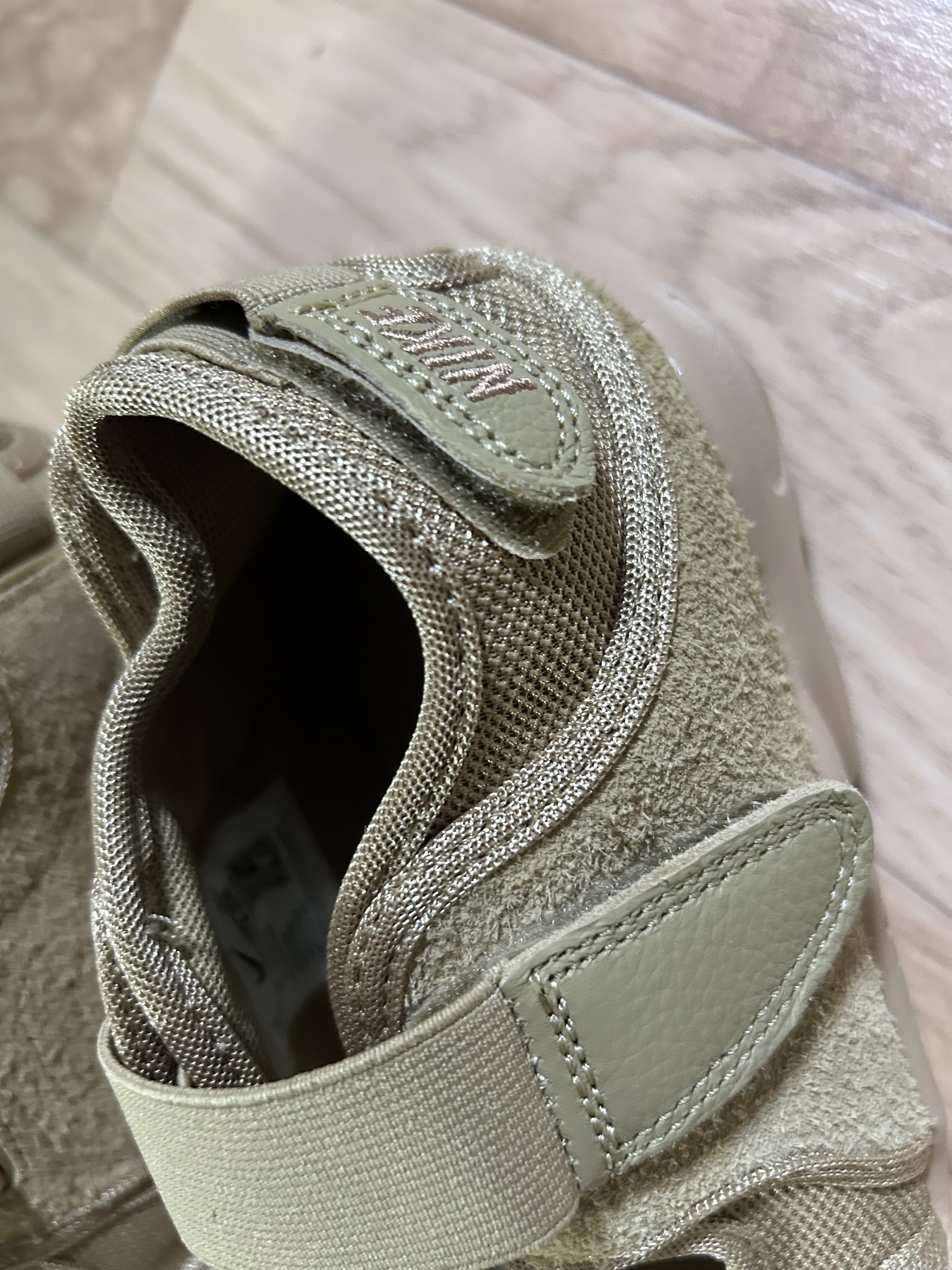 (W) Nike Air Rift Parachute Beige 착용 스타일