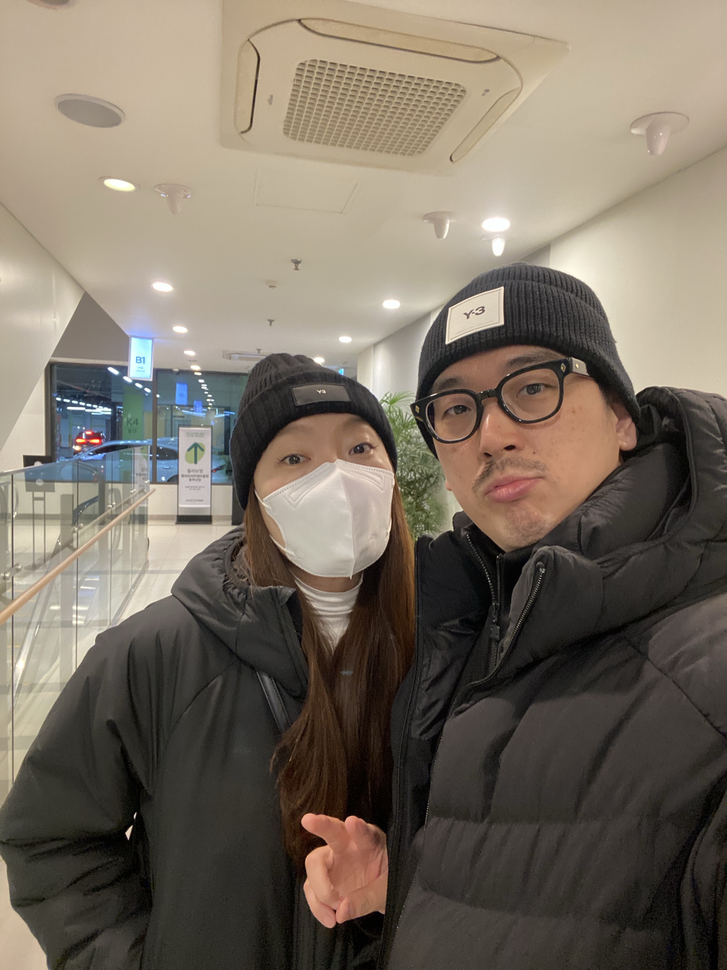 Y-3 Classic Beanie Night Cargo, Y-3 Classic Puffy Down Wool Jacket Black 착용 스타일