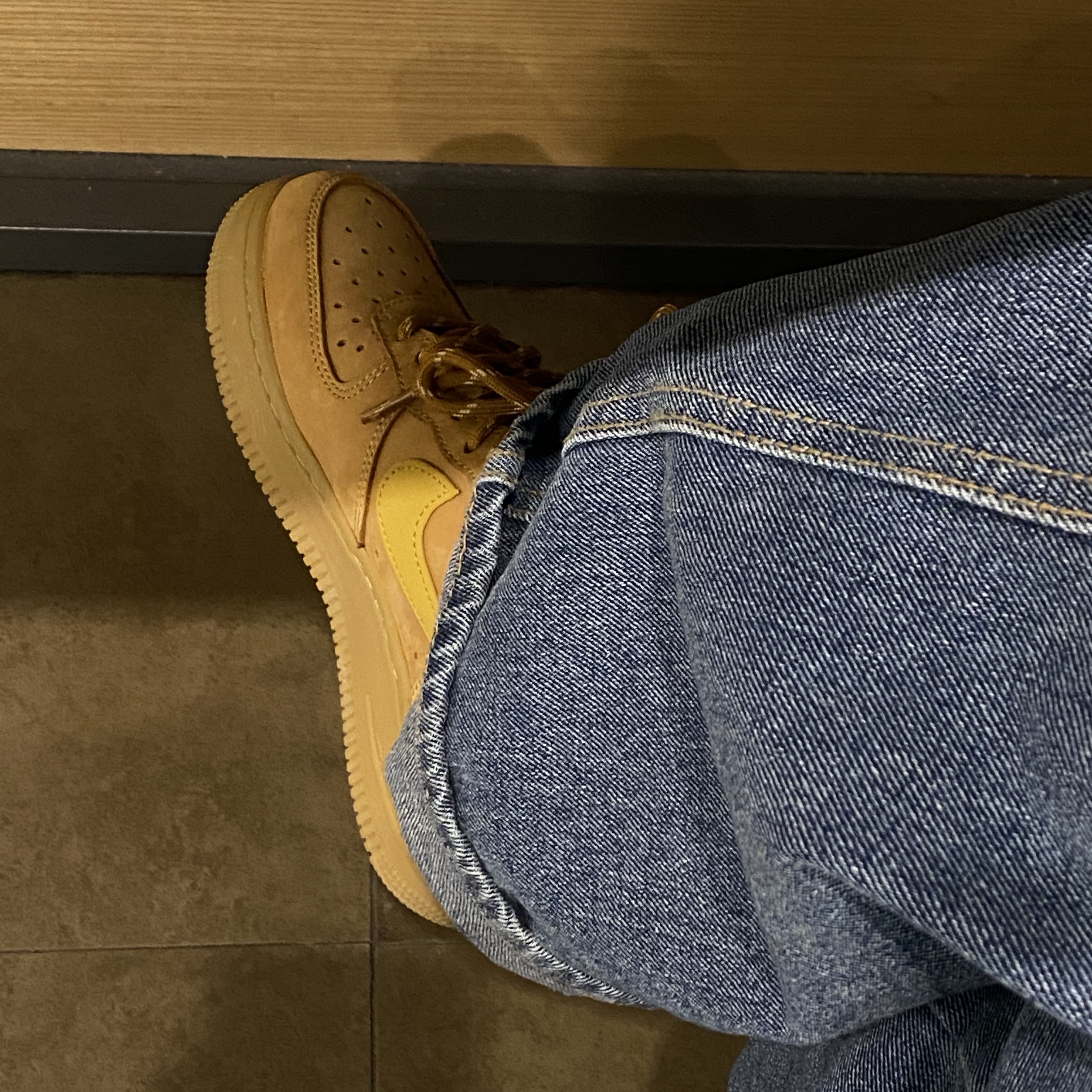 (W) Nike Air Force 1 '07 WB Flax Wheat 착용 스타일