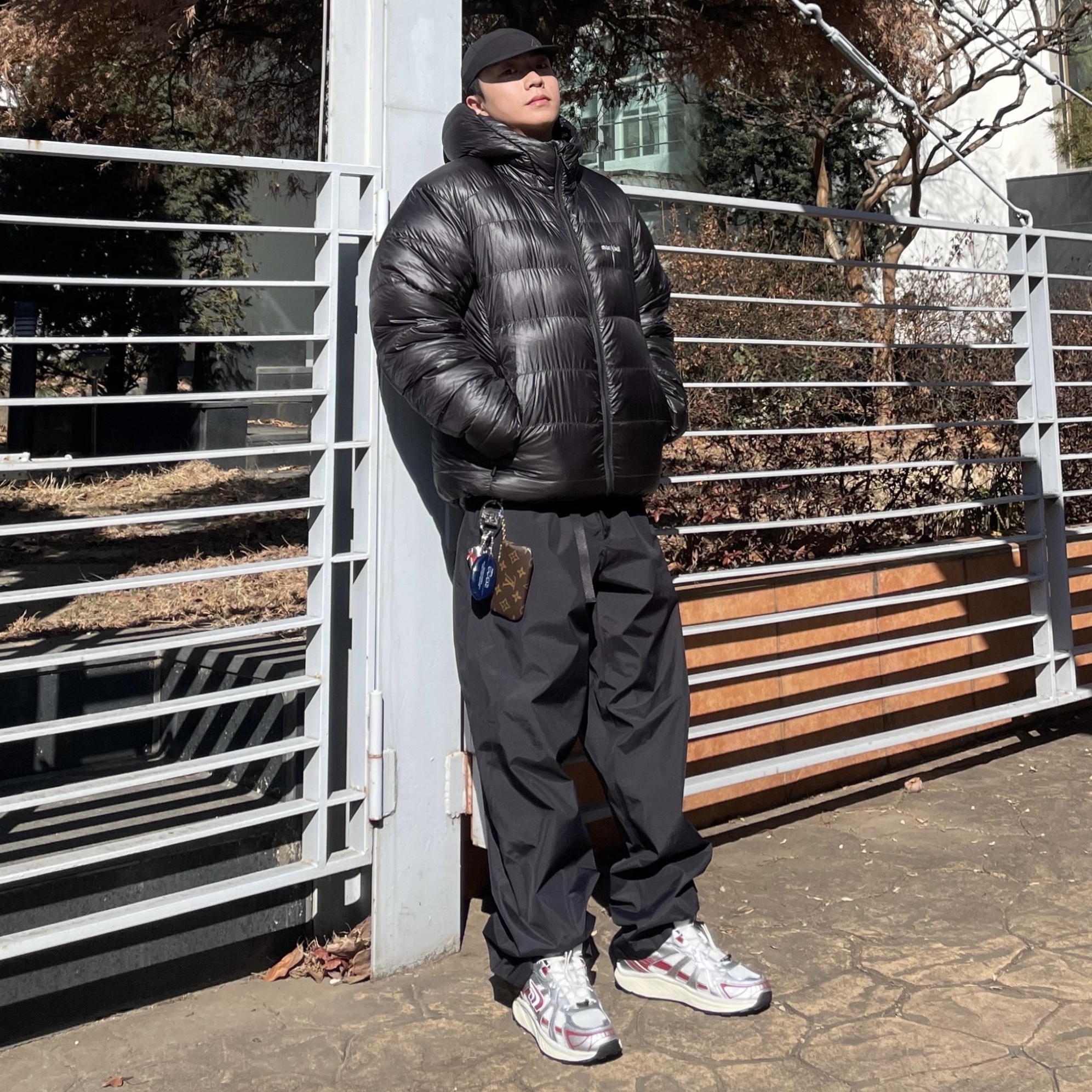 Montbell US Mirage Parka Black 착용 스타일 - 1