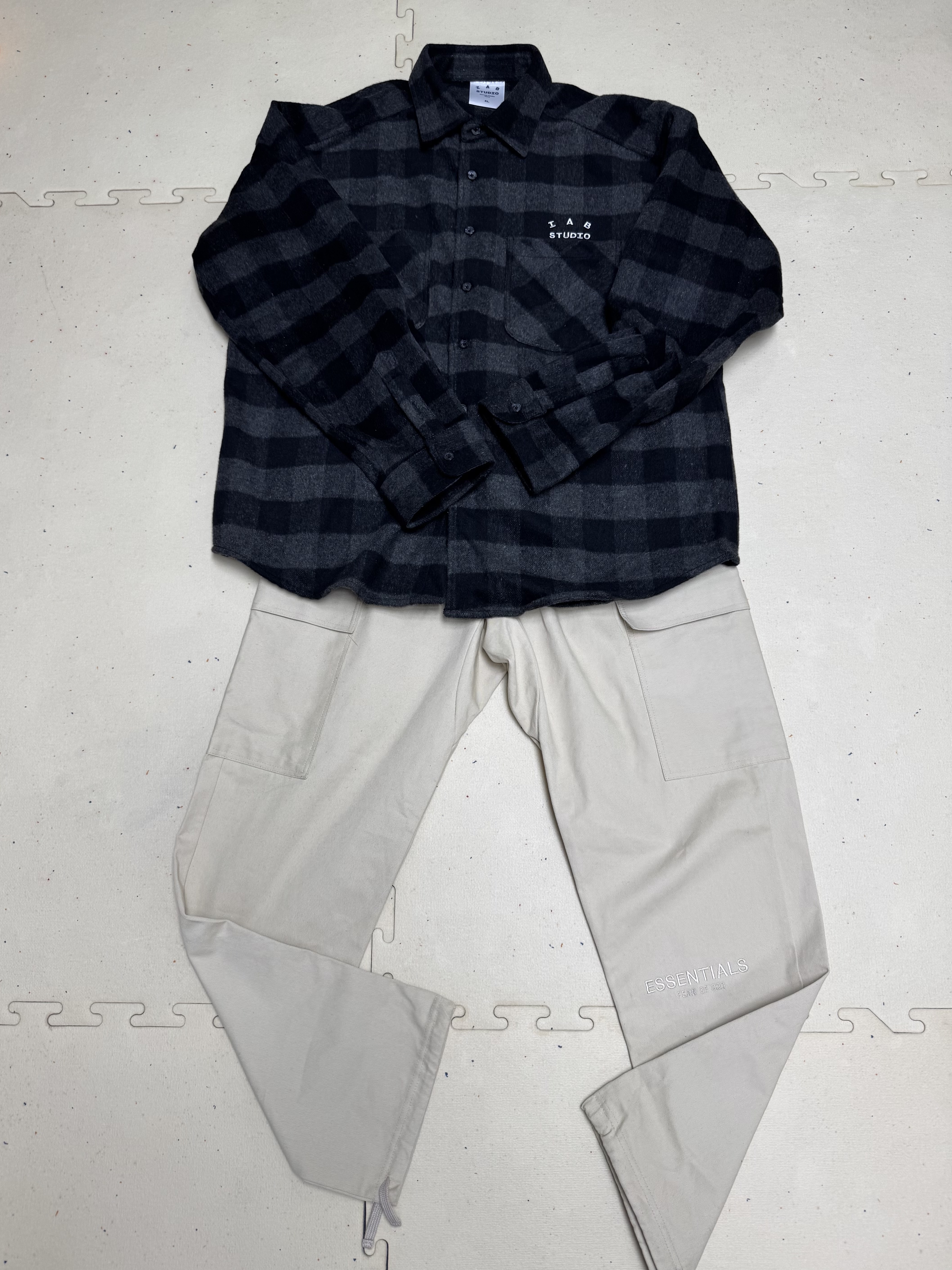 IAB Studio Gingham Check Shirt Black White 착용 스타일