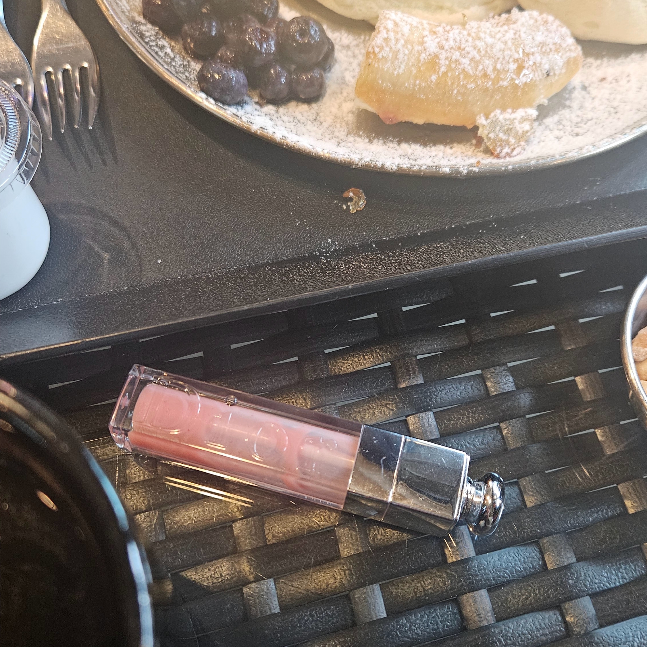 Dior Addict Lip Maximizer 001 Pink 착용 스타일 - 1