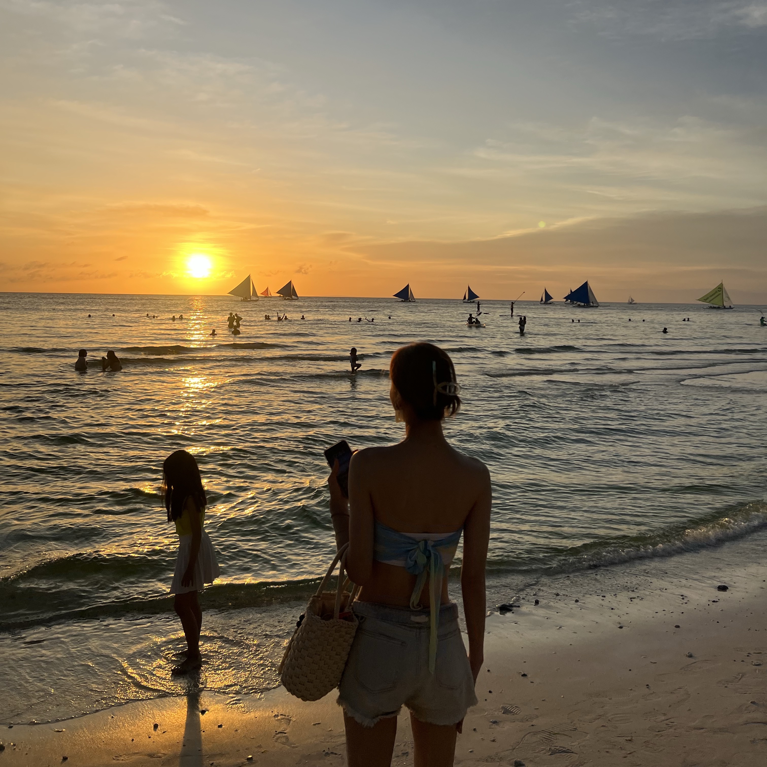 (W) FITFLOP The Skinny II Back Strap Sandals Camel 착용 스타일 - 8