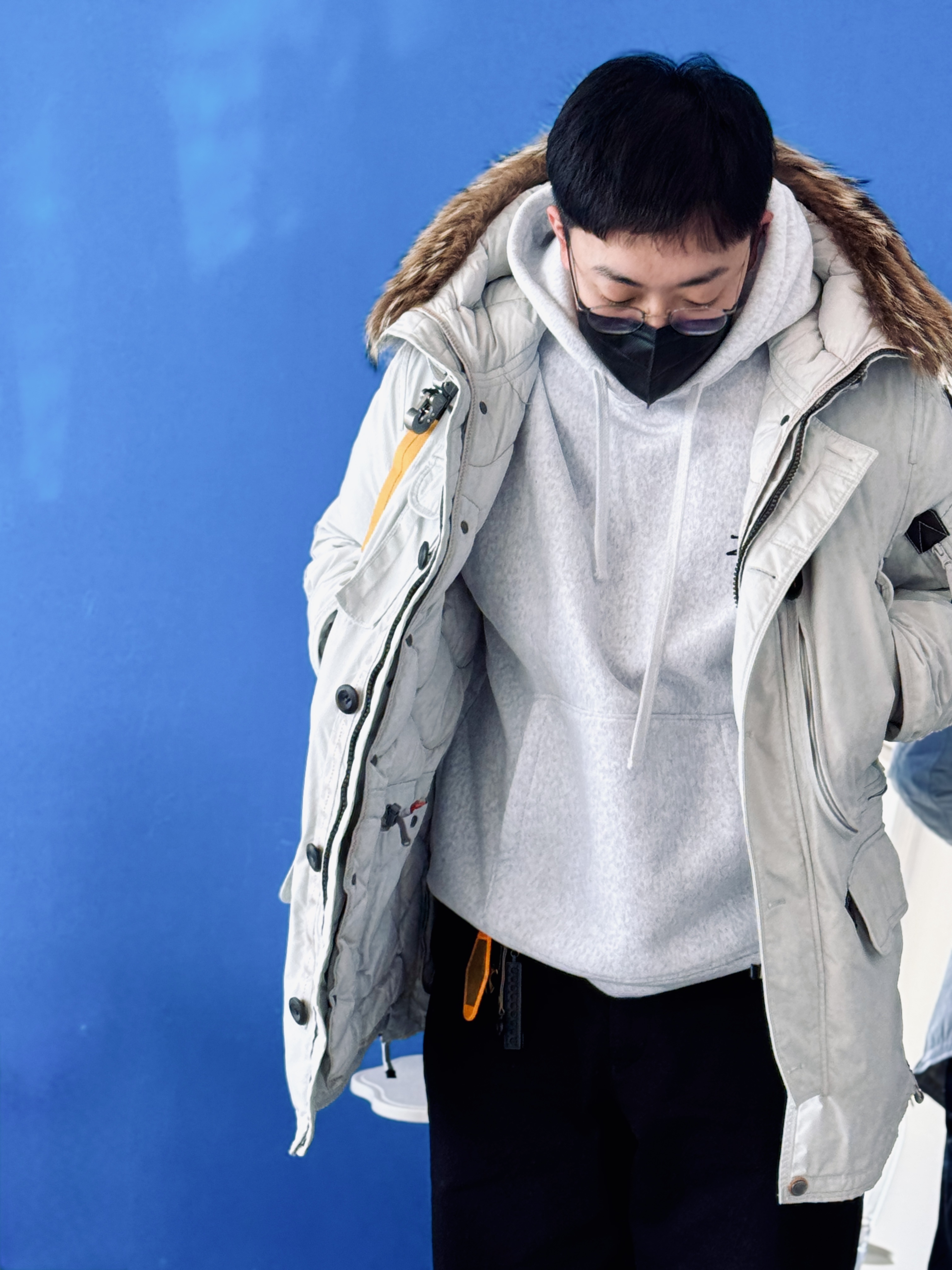 Stussy Basic Stussy Hoodie Ash Heather, Parajumpers Kodiak Masterpiece Jacket Paloma - 22FW 착용 스타일 - 2
