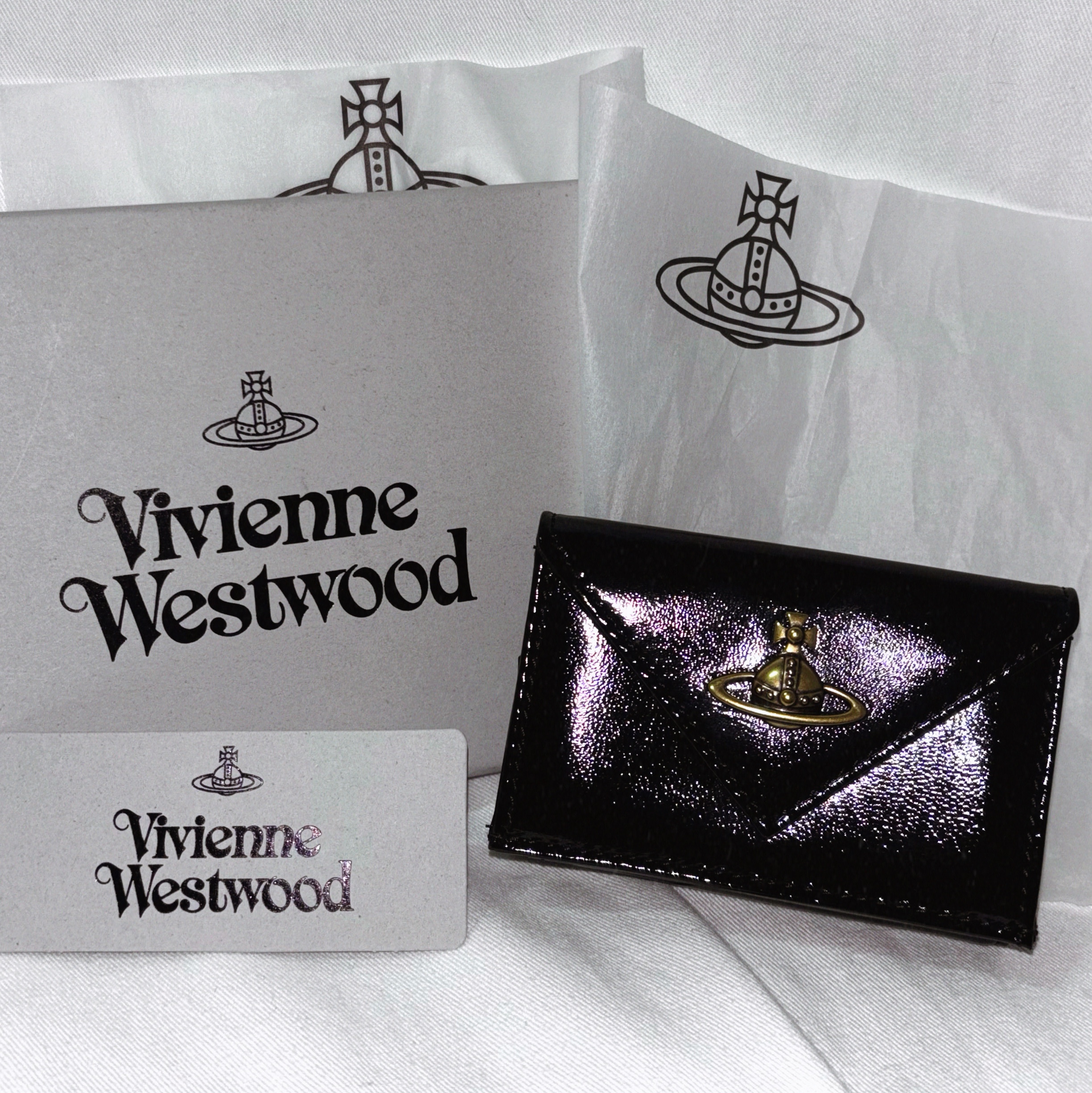 Vivienne Westwood Orb Envelope Bi-Fold Wallet Black 착용 스타일 - 2