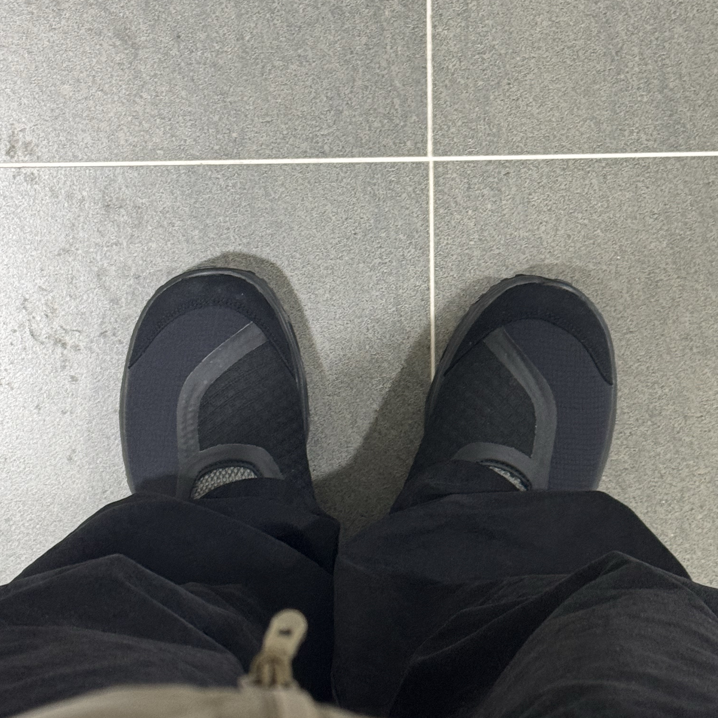 Salomon RX Snug Black Magnet 착용 스타일