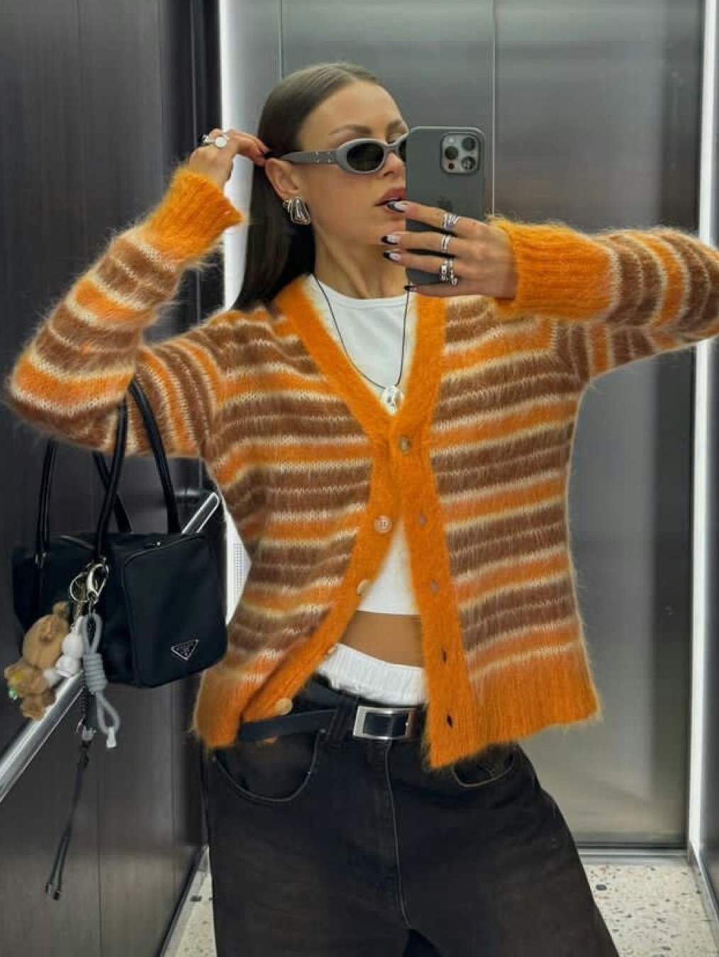 Stussy Hairy Plaid Cardigan Gold, (W) Vivienne Westwood Bea Cropped Cardigan Black 착용 스타일 - 9