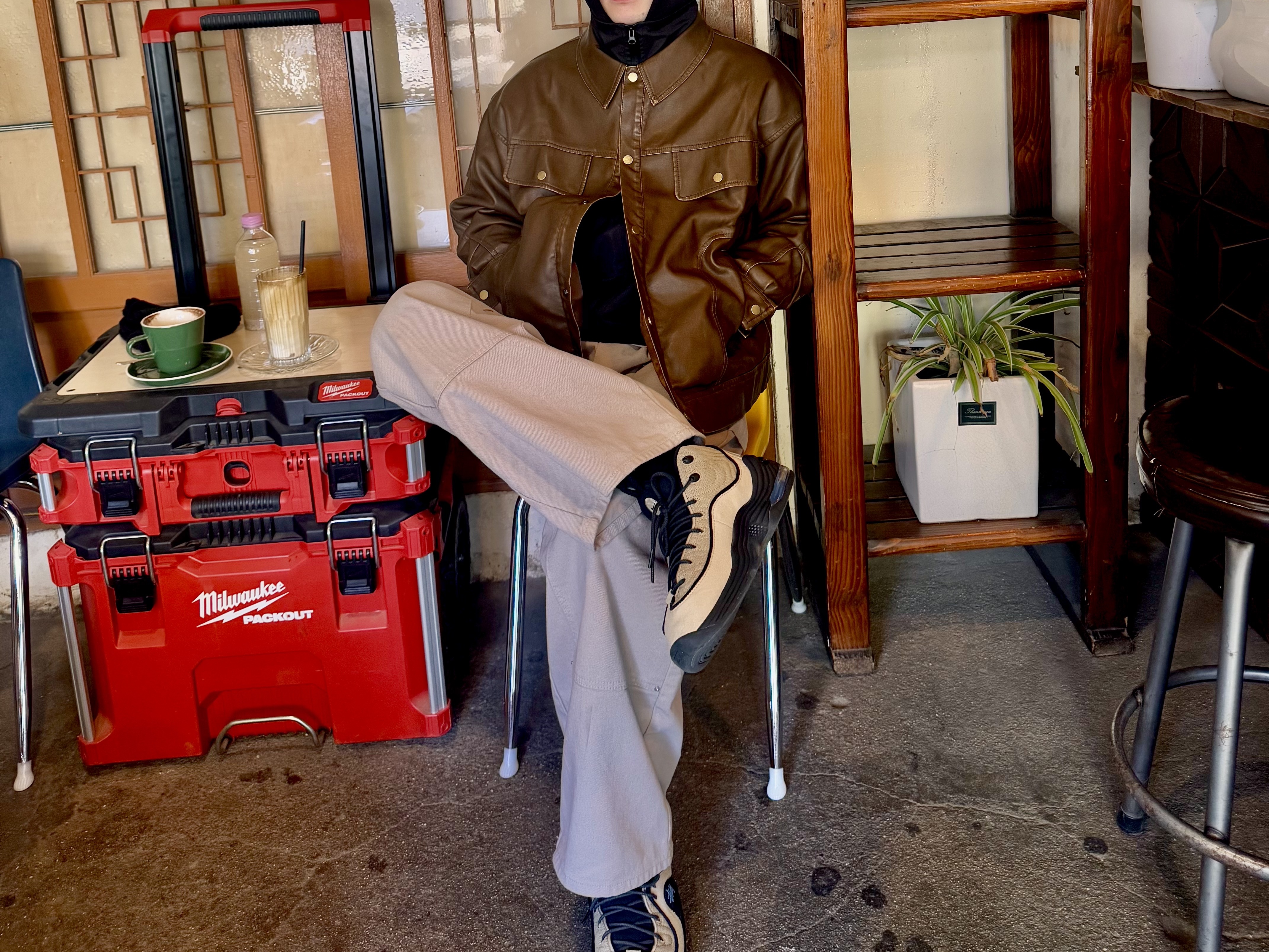 Nike x Stussy Air Penny II Rattan and Limestone, Stussy Basic Stussy Hoodie Black 착용 스타일 - 1