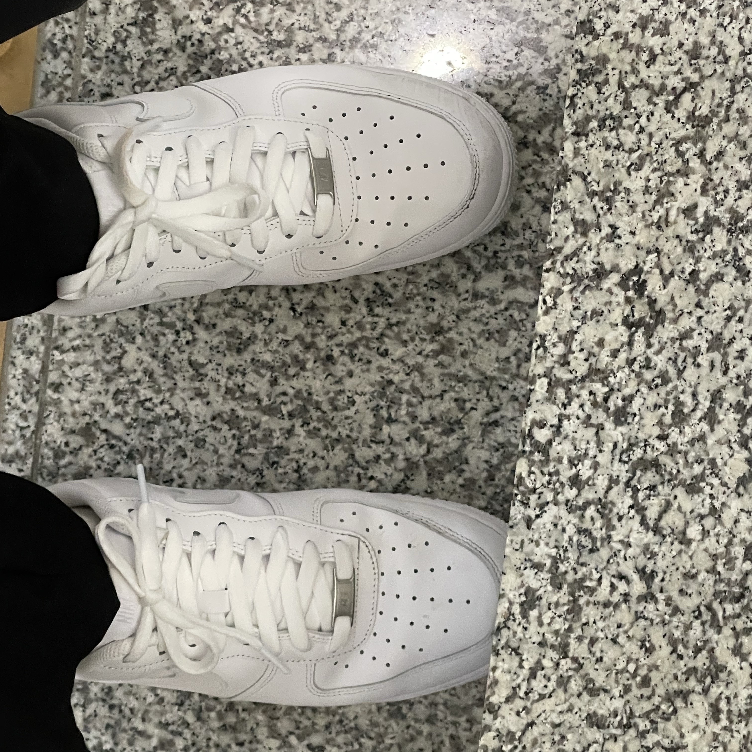 Nike Air Force 1 '07 Low White 착용 스타일
