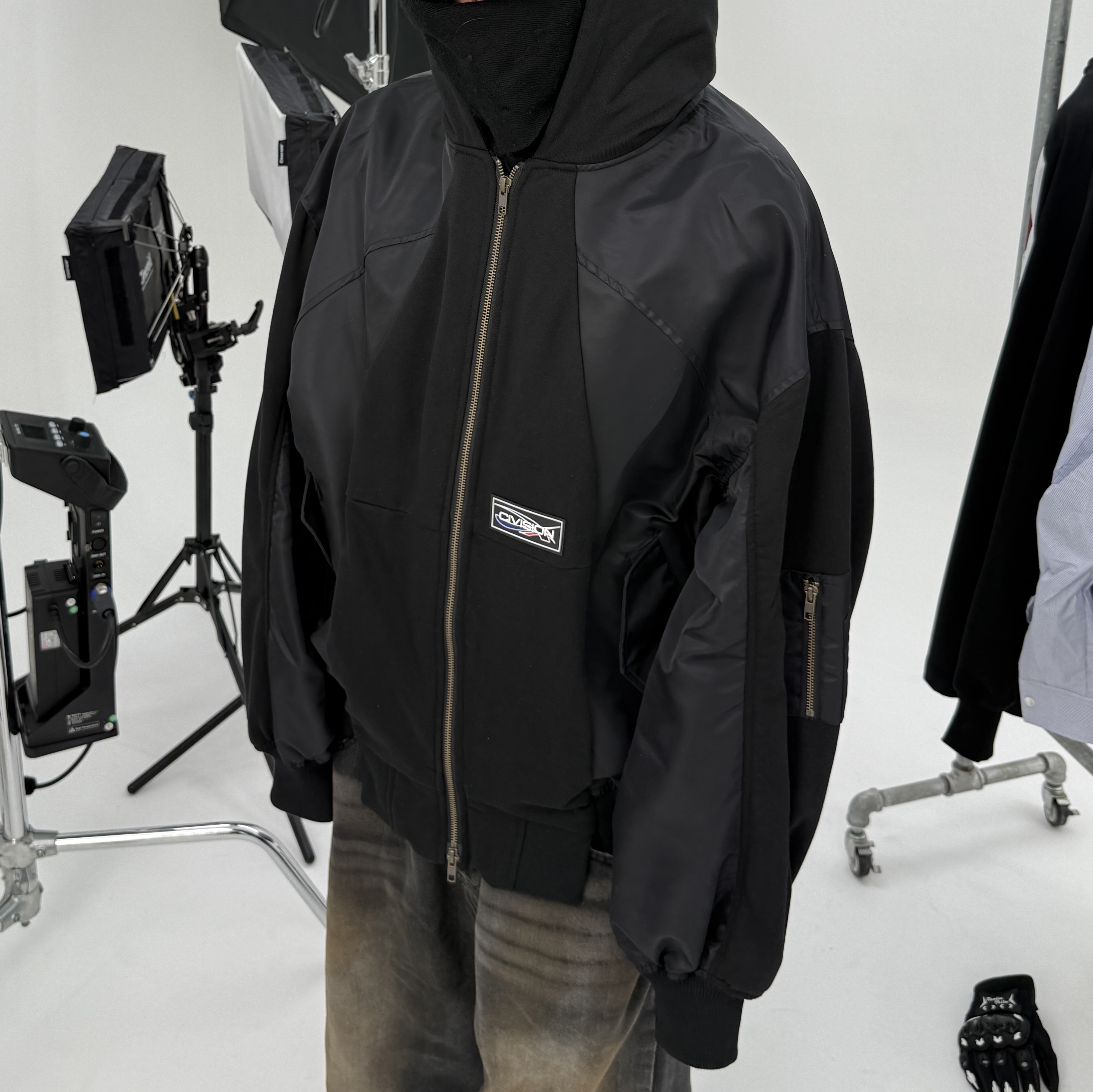 Civision by CSC Remake Hooded Blouson Black, Civision by CSC Double Faced Pants Washed Black 착용 스타일 - 2