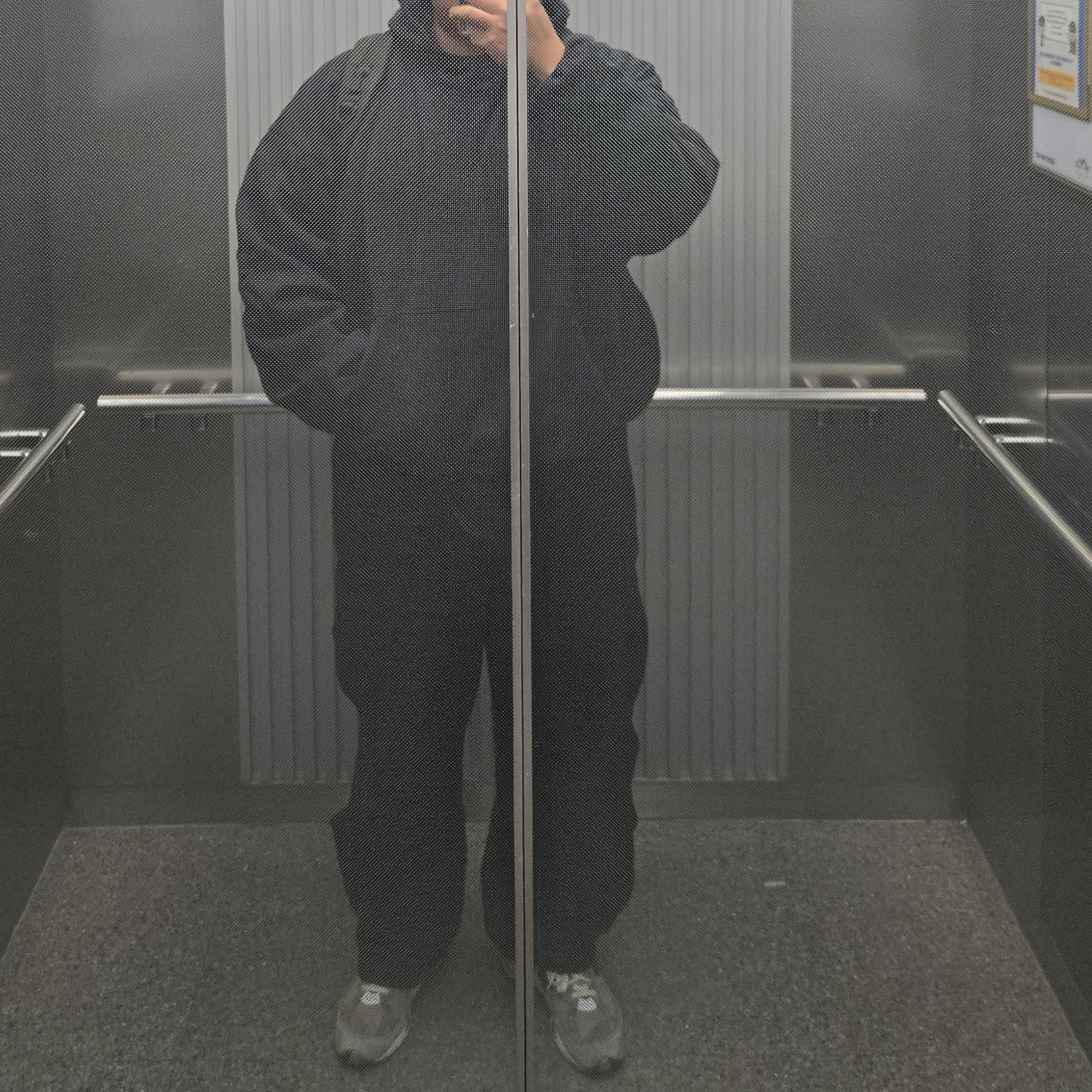 New Balance x JJJJound 991 Made in UK Grey, Yeezy Gap Engineered By Balenciaga Dove Hoodie Washed Black 착용 스타일