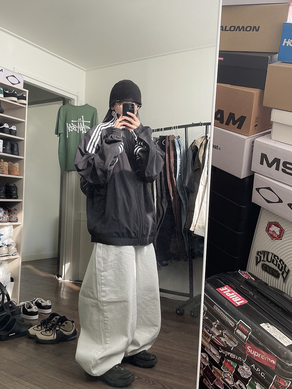 (W) Adidas Adilenium Oversized Track Top Black - US Sizing, Oakley Light Breathe New Dark Brush 착용 스타일 - 3