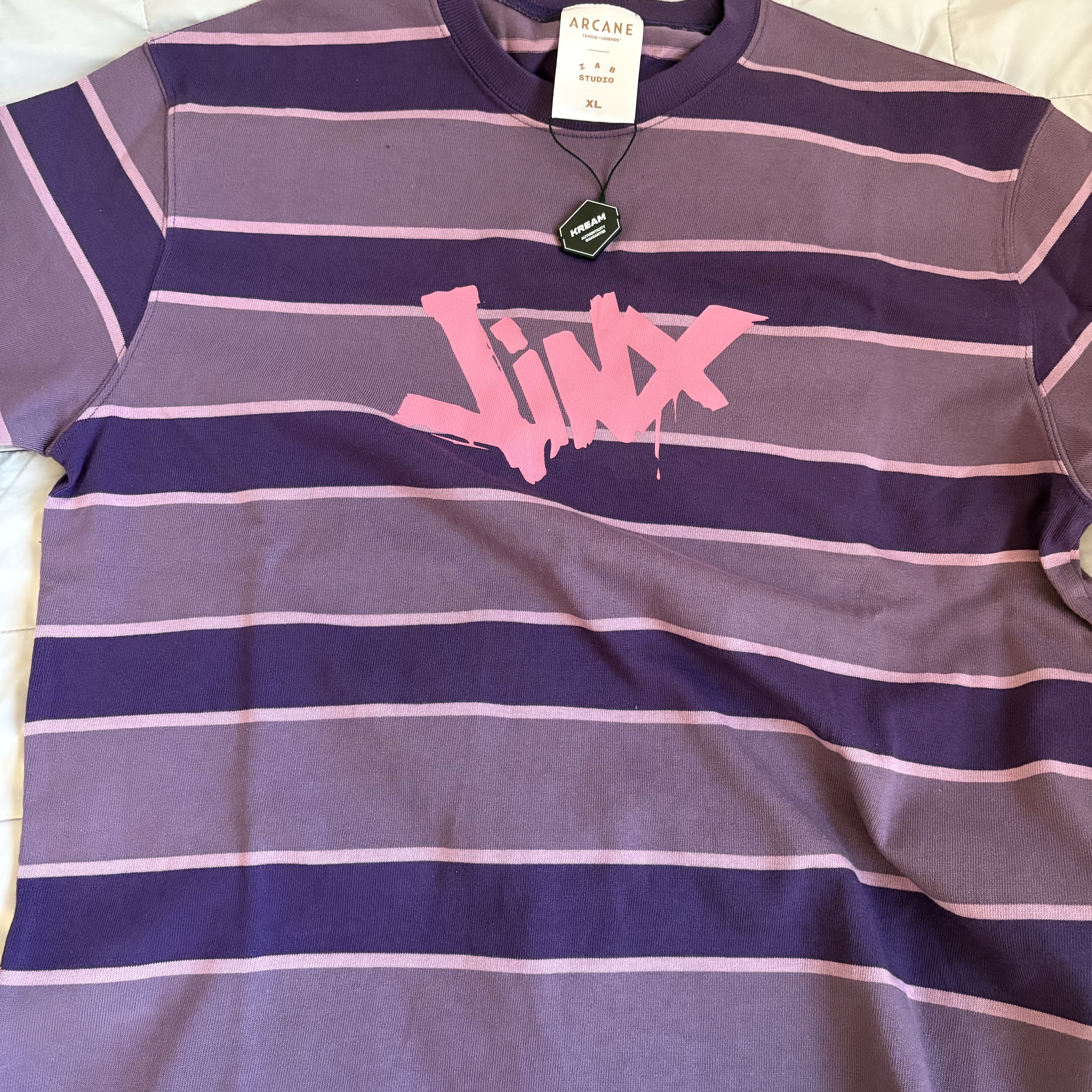 IAB Studio x Arcane Jinx Striped T-shirt Purple Stripe Pink 착용 스타일