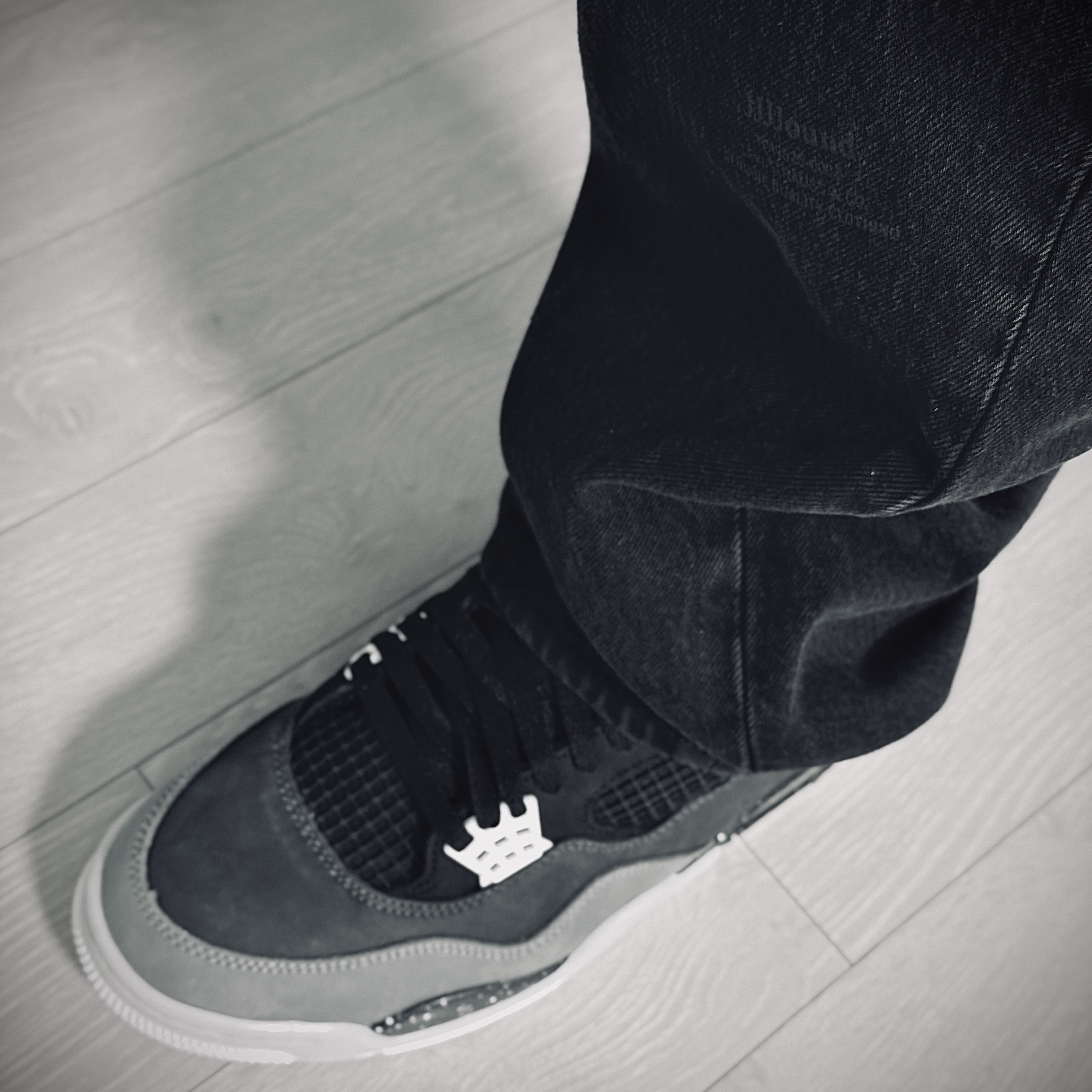 Levi's x JJJJound 501 93 Jean Black Overdye, Jordan 4 Retro Fear 2024 착용 스타일 - 2