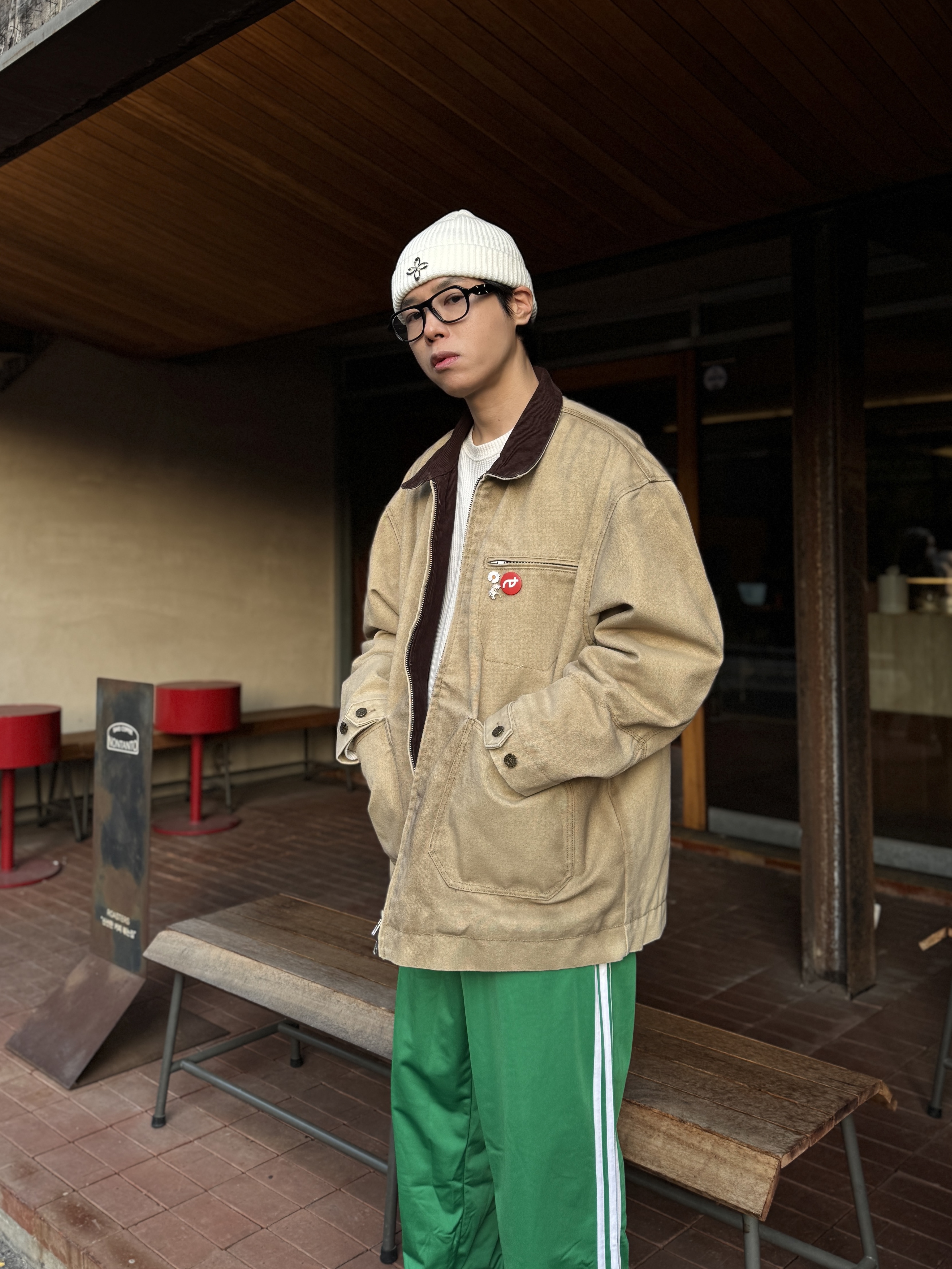 Adidas Adicolor Classics Firebird Track Pants Green - KR Sizing, Surgery Clover Logo Beanie Ver.2 White 착용 스타일 - 3