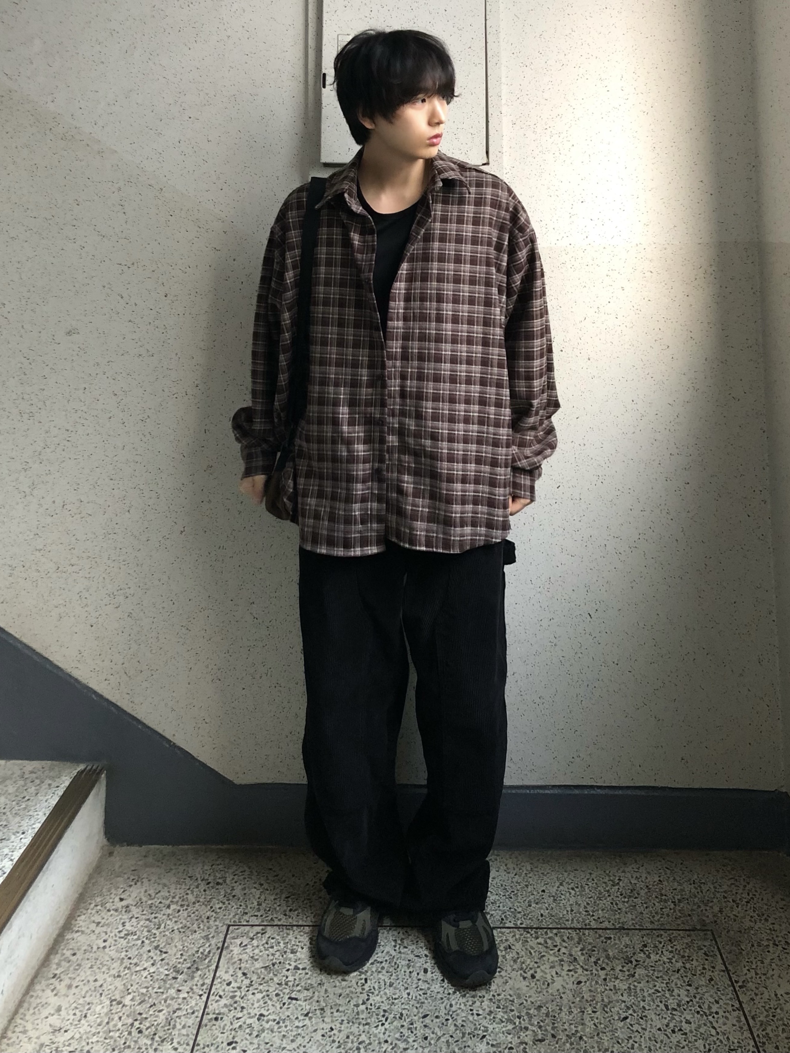 New Balance x Stone Island 991v2 Made in UK Black Olive Night 착용 스타일 - 2