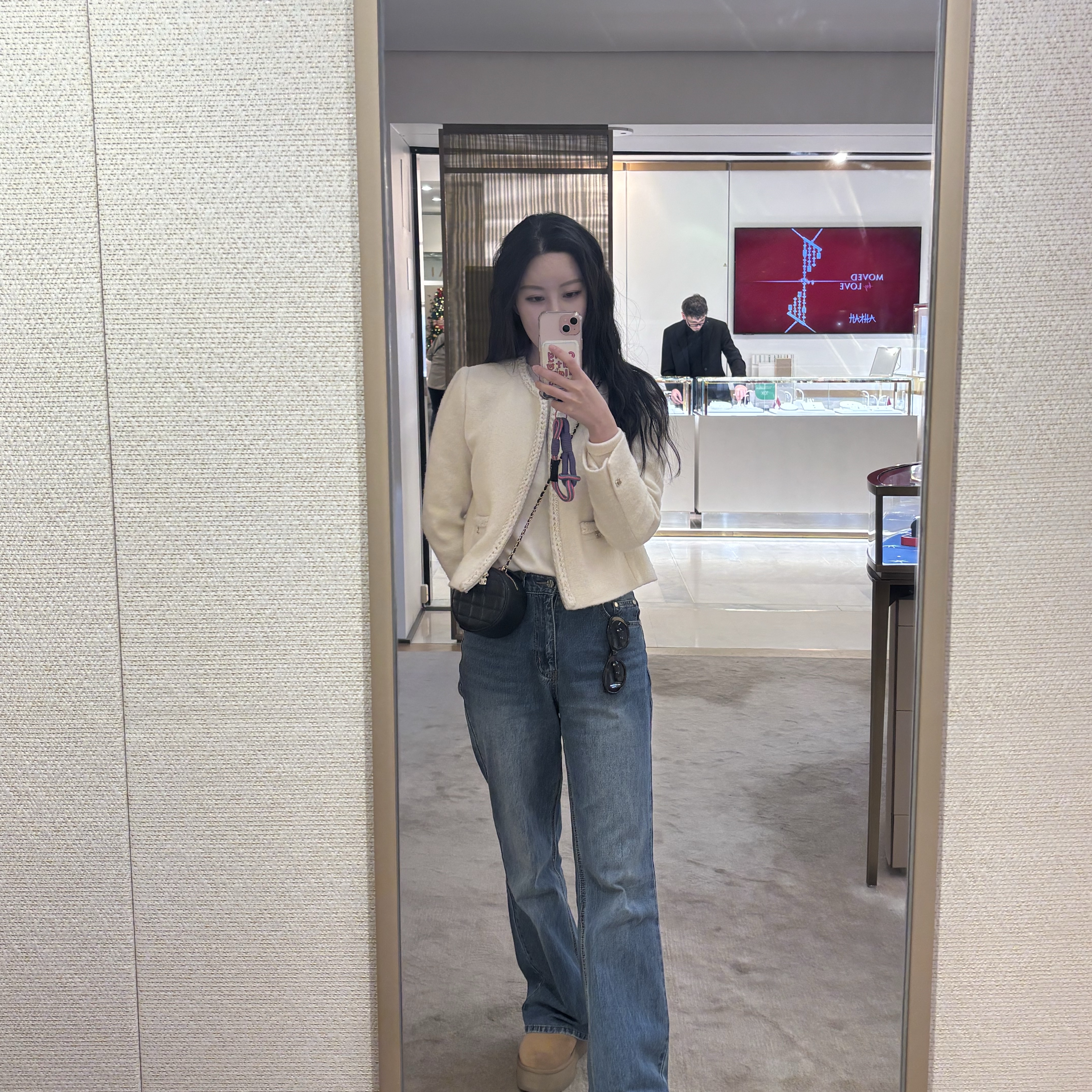 (W) Celine Triomphe 01 Sunglasses in Acetate Blonde Havana, Gentle Monster Nubo G3 Gray Black 착용 스타일 - 4