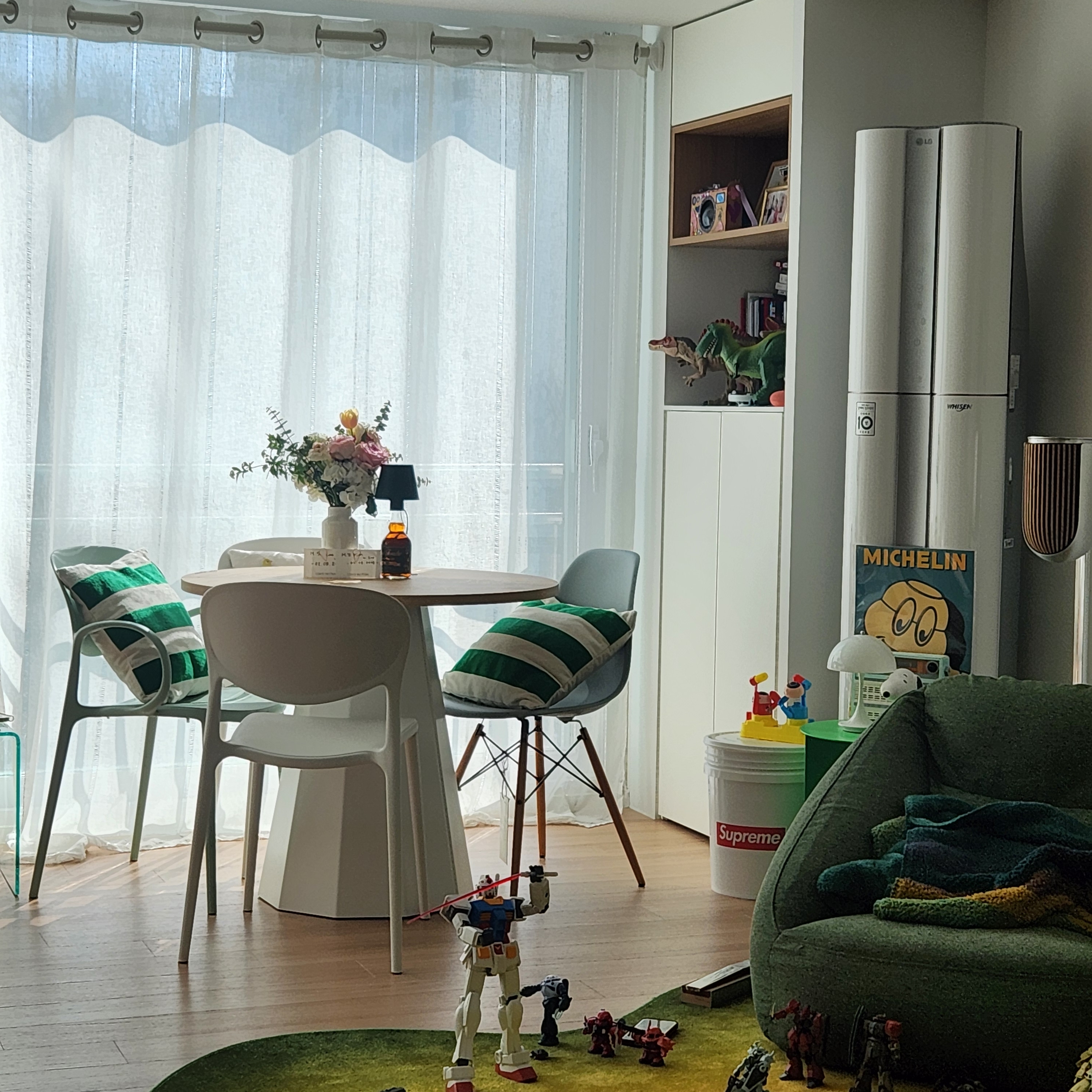 Say Touche Whiskey Lamp Green 착용 스타일 - 2