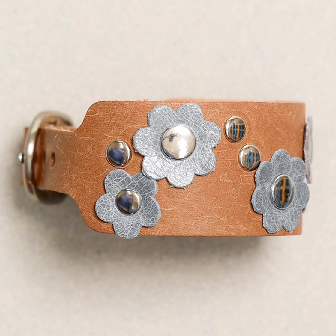 토우토우아카이브 피버퓨 레더 팔찌 브라운(TOWTOW.ARCHIVE Feverfew Leather Bracelet Brown) - 3