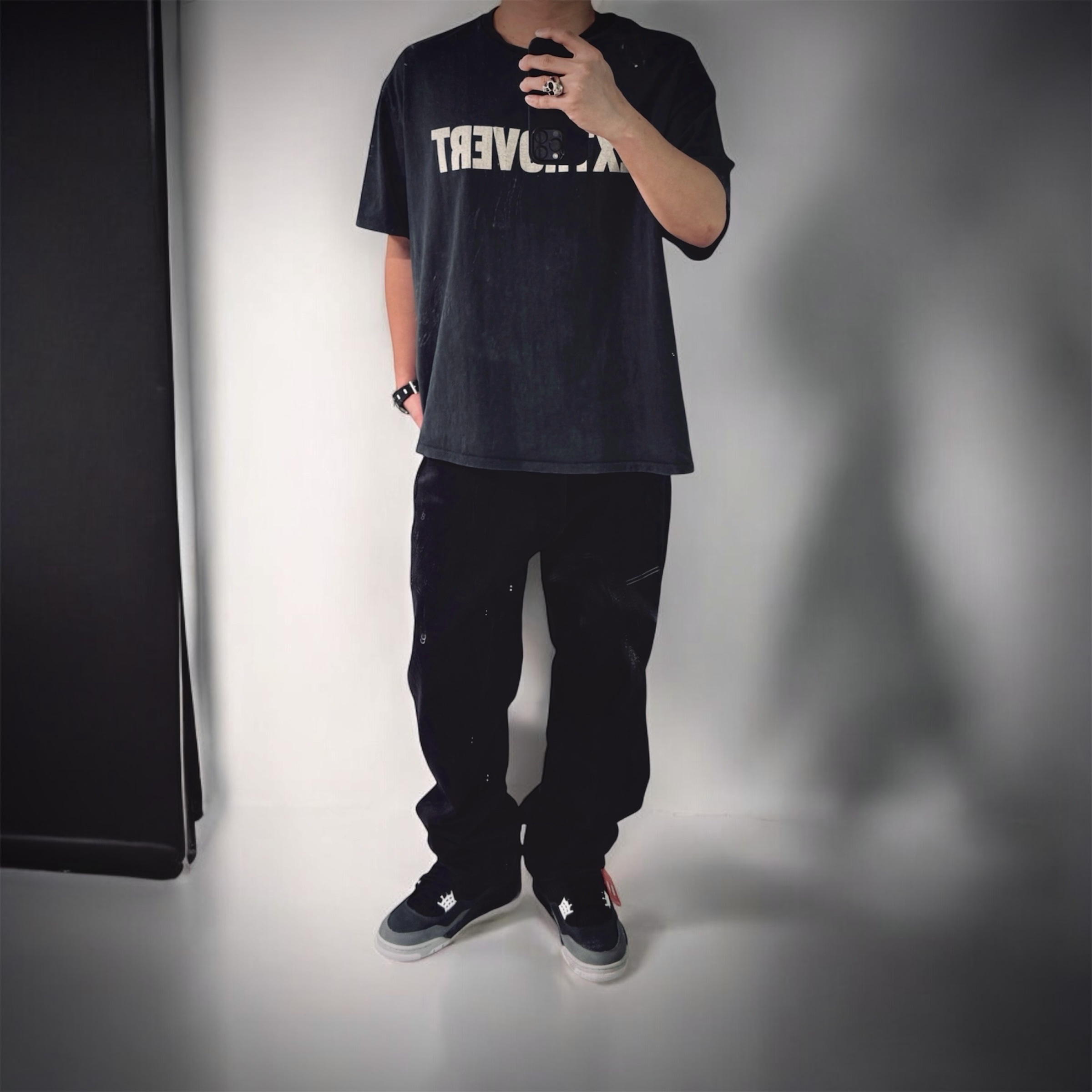 Levi's x JJJJound 501 93 Jean Black Overdye, Jordan 4 Retro Fear 2024 착용 스타일 - 1