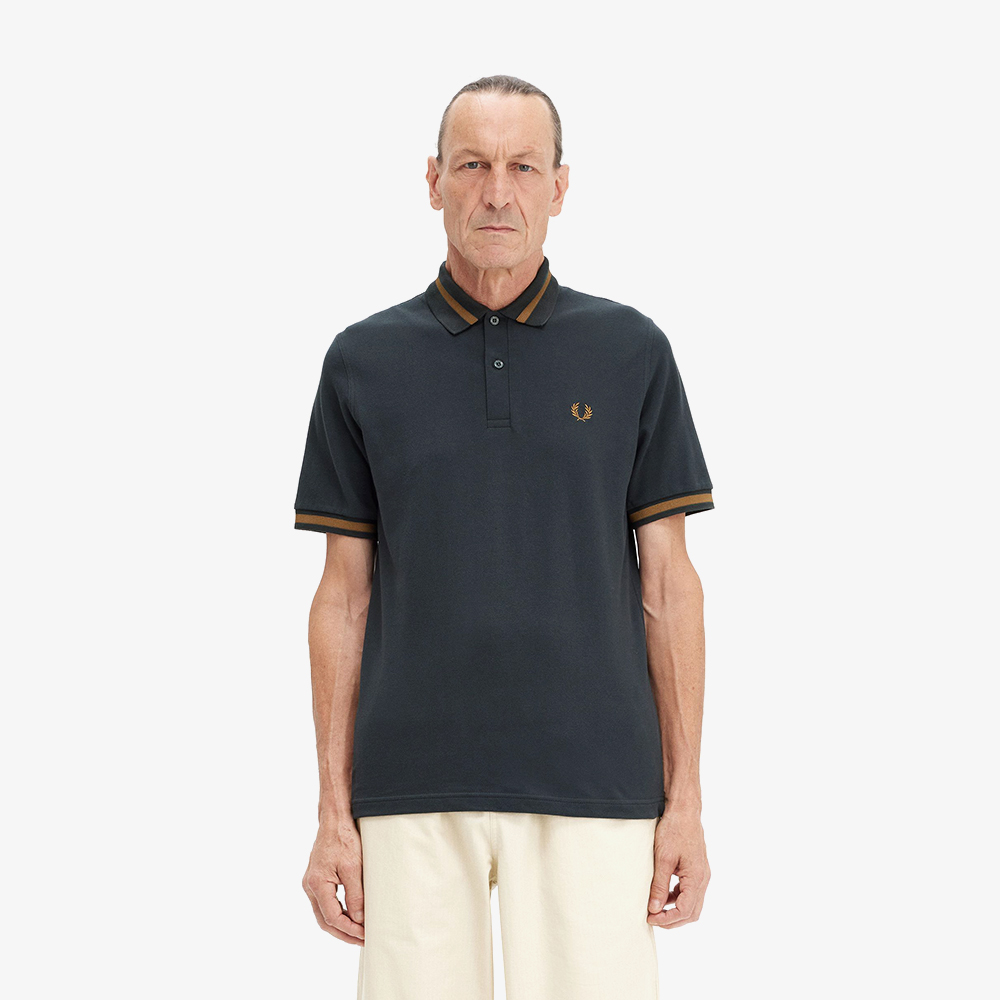 프레드페리 M2 싱글 팁 프레드페리 셔츠 나이트그린/다크카라멜(Fred Perry M2 Single Tipped Fred Perry Shirt Night Green/Dard Caramel) - 2