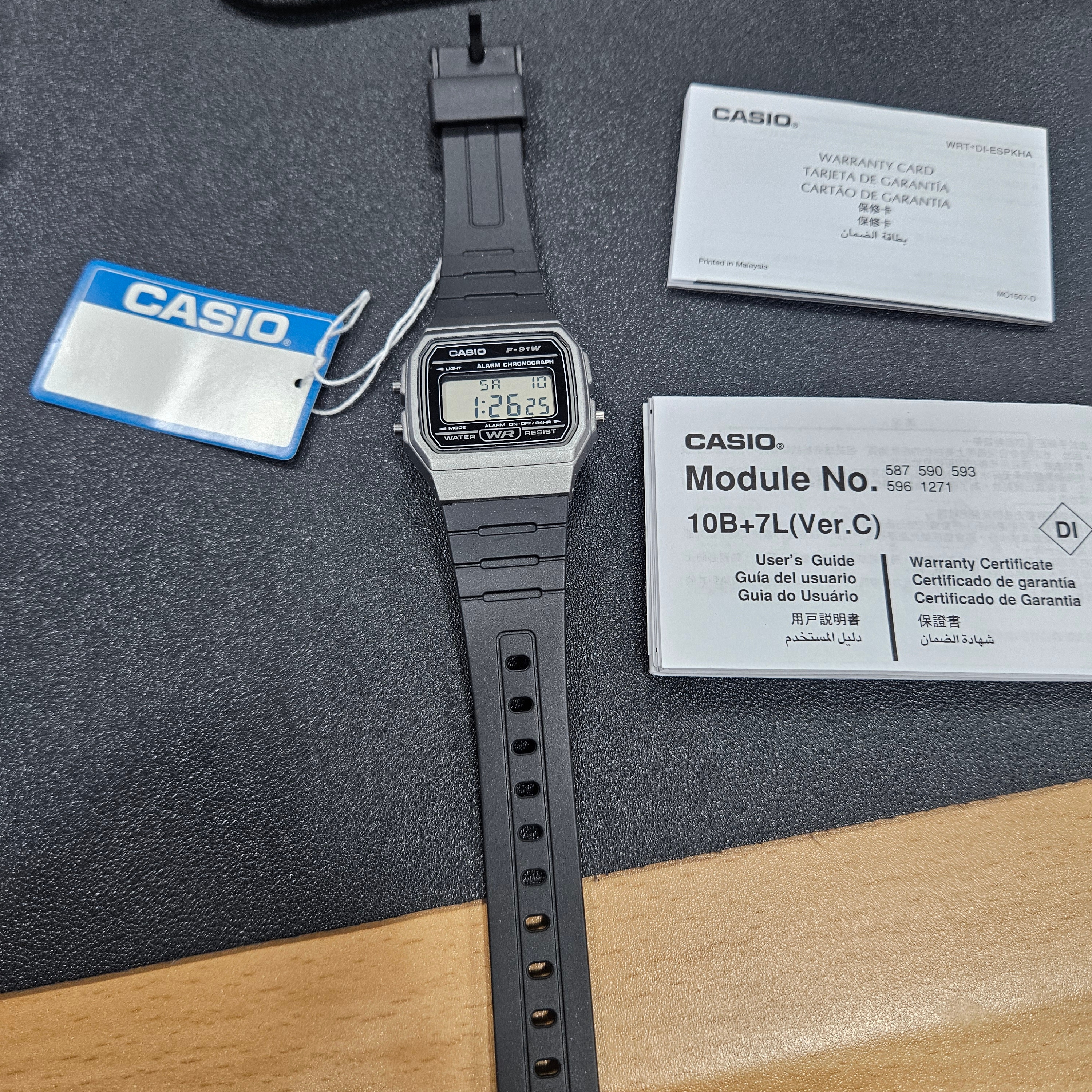 Casio F-91WM-1B 착용 스타일 - 1