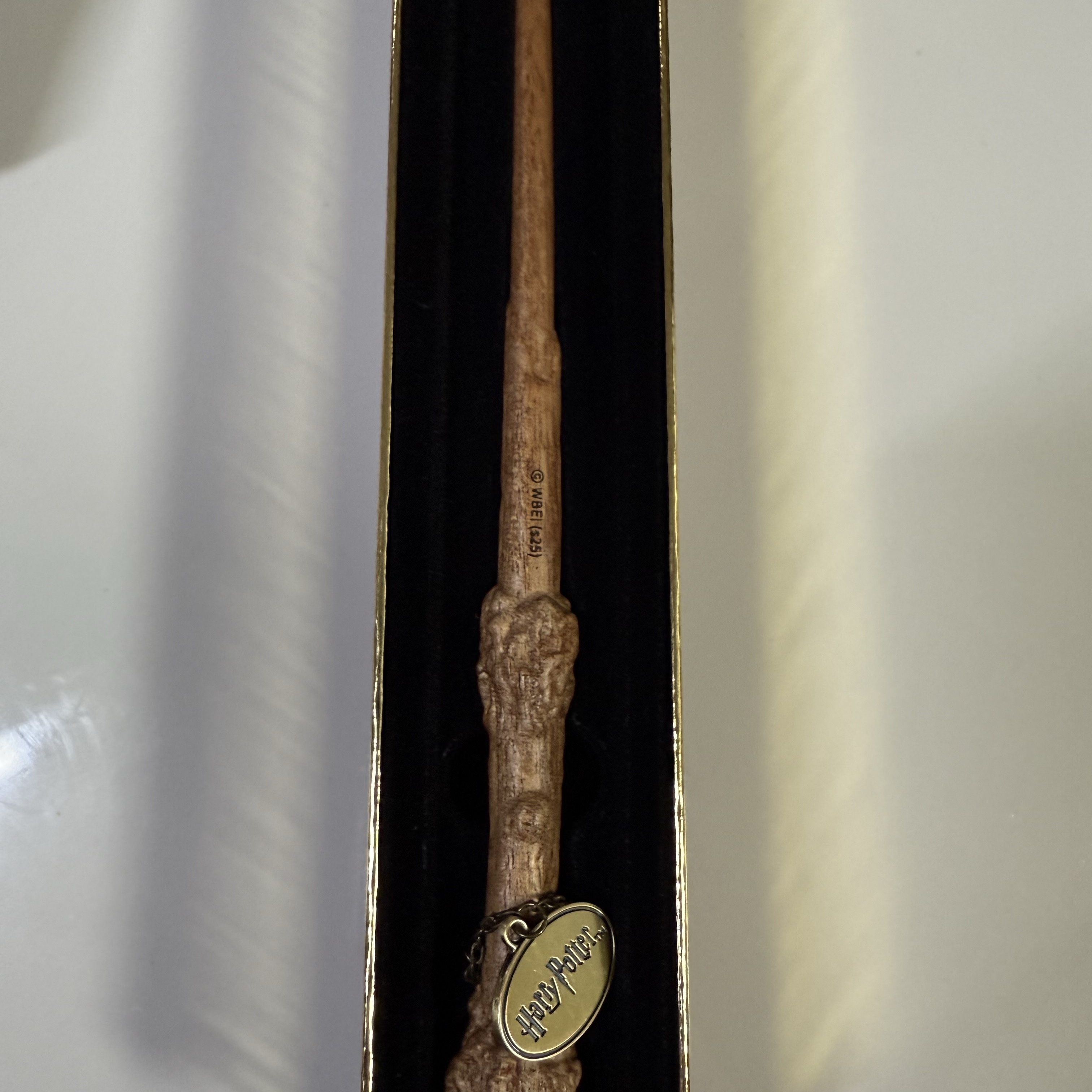 Starbucks x Harry Potter Wand Muddler 착용 스타일
