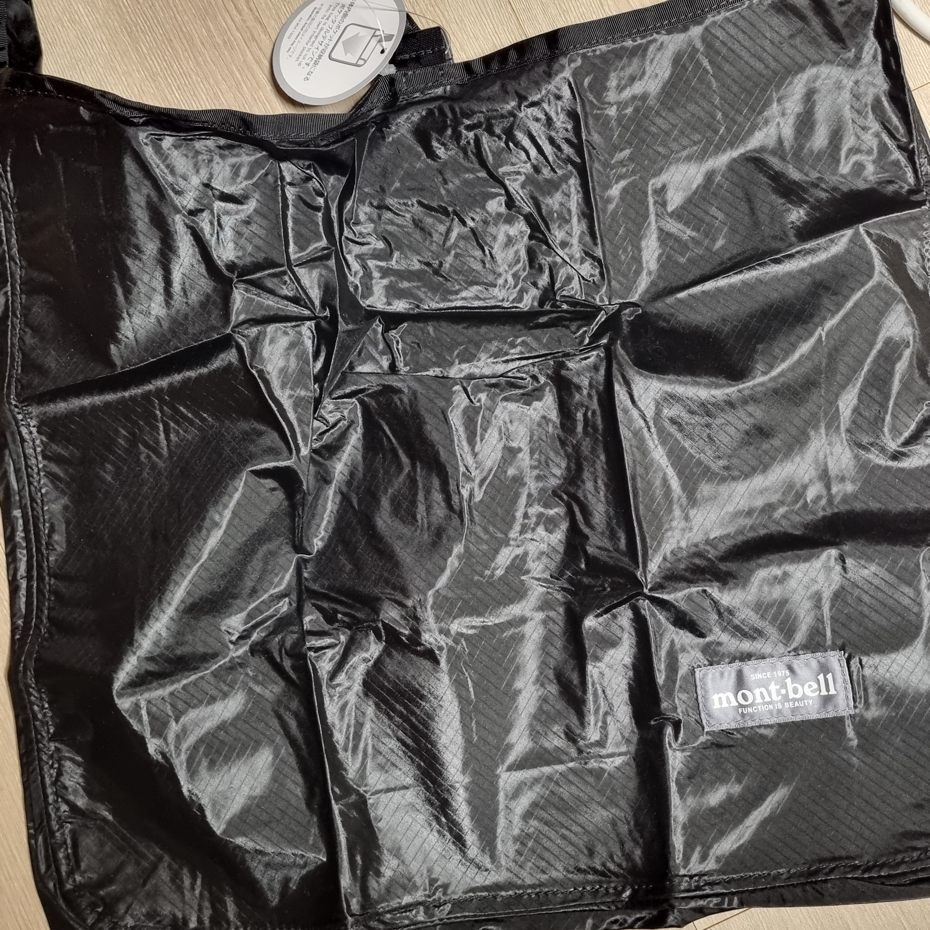 Montbell U.L. Mono Bag L Black 착용 스타일