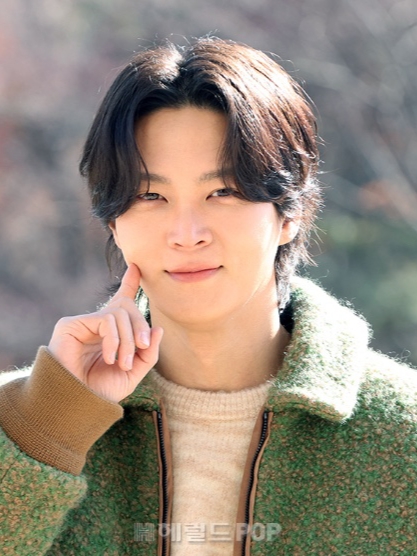 BY RANG Wool Blend Snap Jacket Green 착용 스타일 - 3