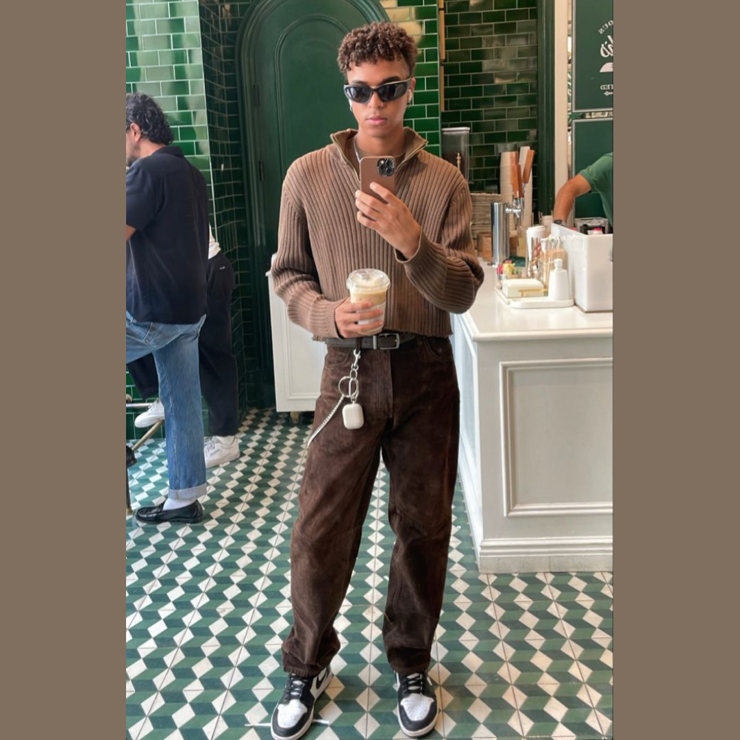 A.Presse Suede Trousers Brown - 24FW, Essentials Knit Sweater Brown/Rain Drum - Ssense Exclusive 착용 스타일 - 6