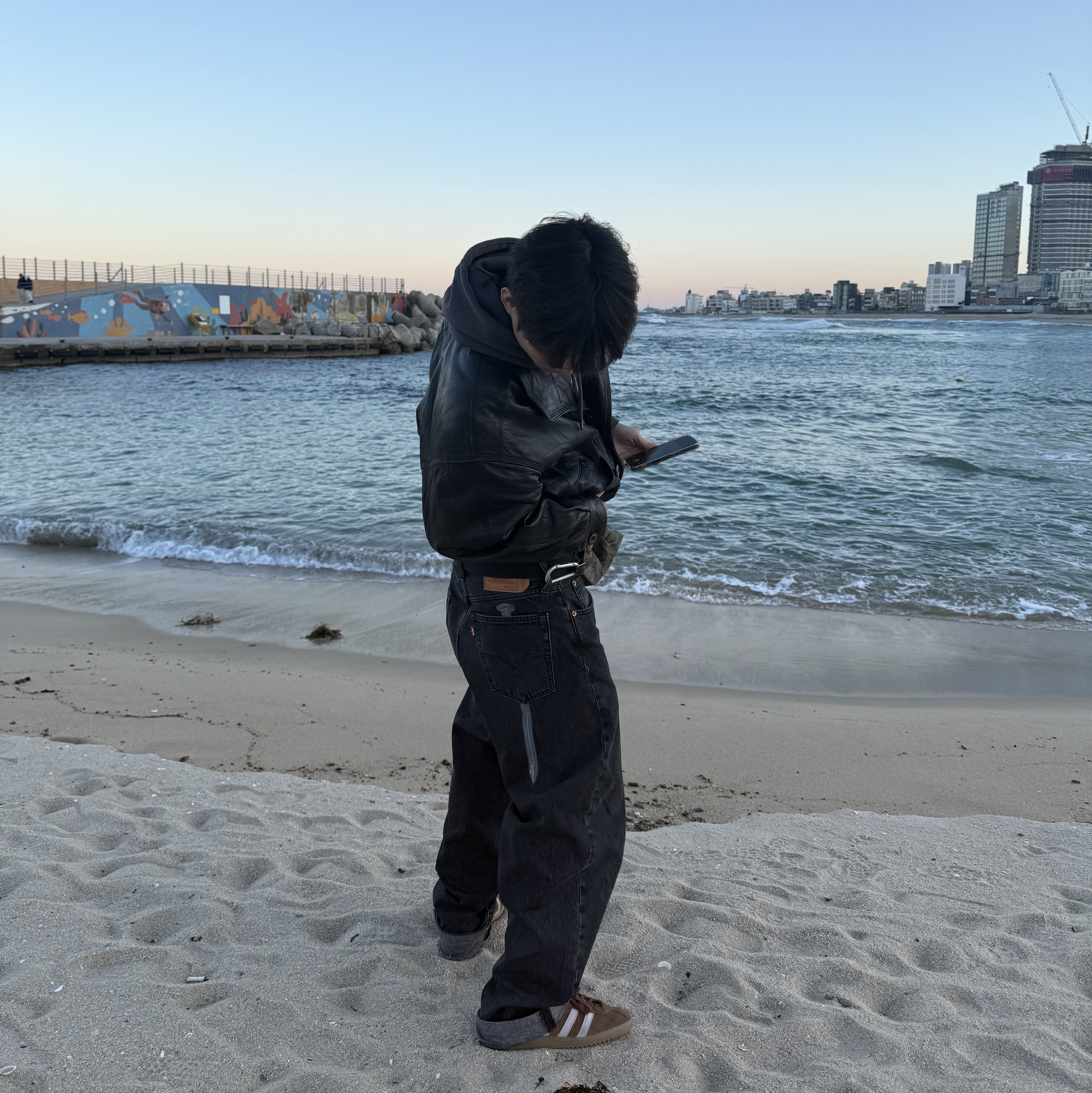 Levi’s x Undercover UC1E9502 Pants Black 착용 스타일 - 3