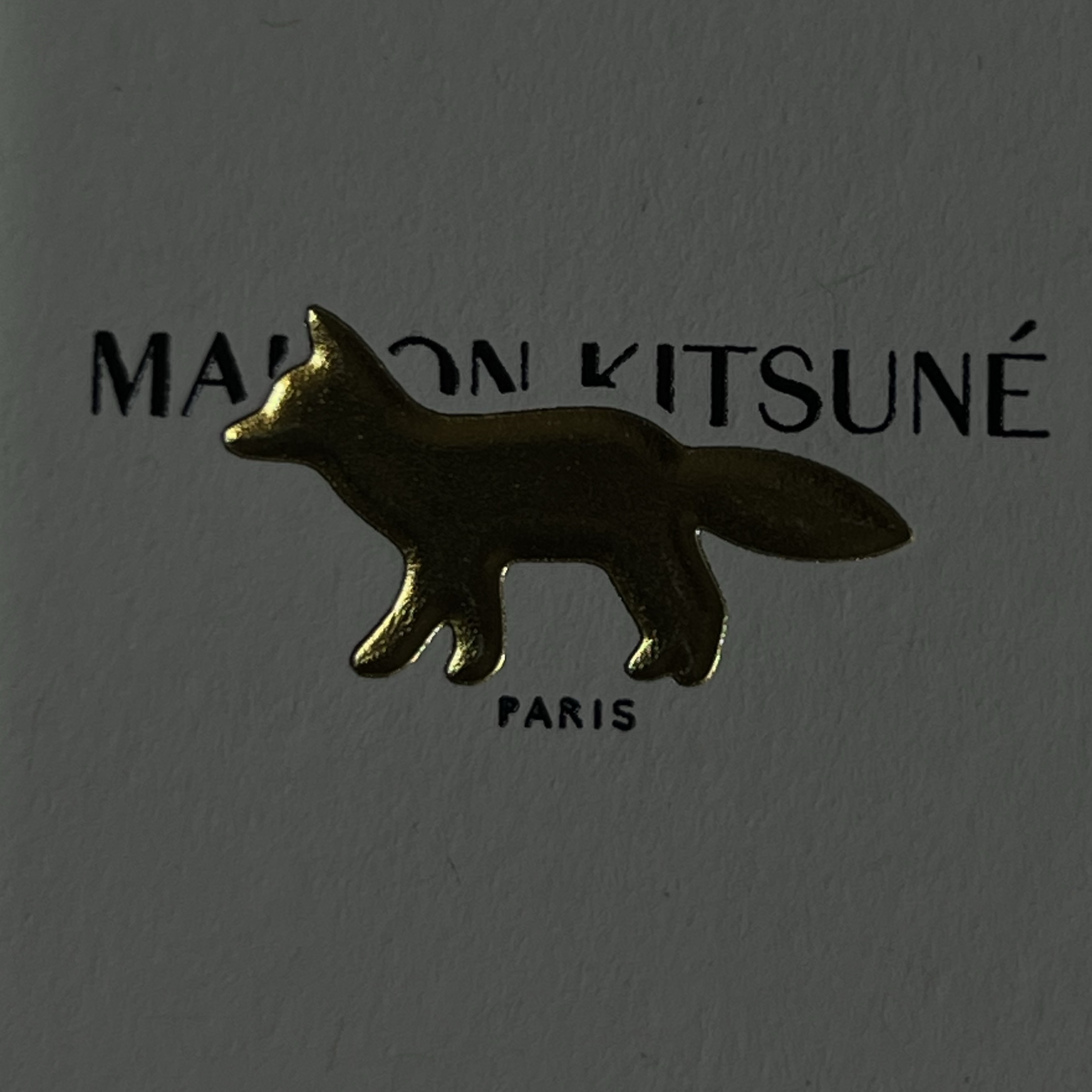 Maison Kitsune Fox Head Patch Polo White 착용 스타일