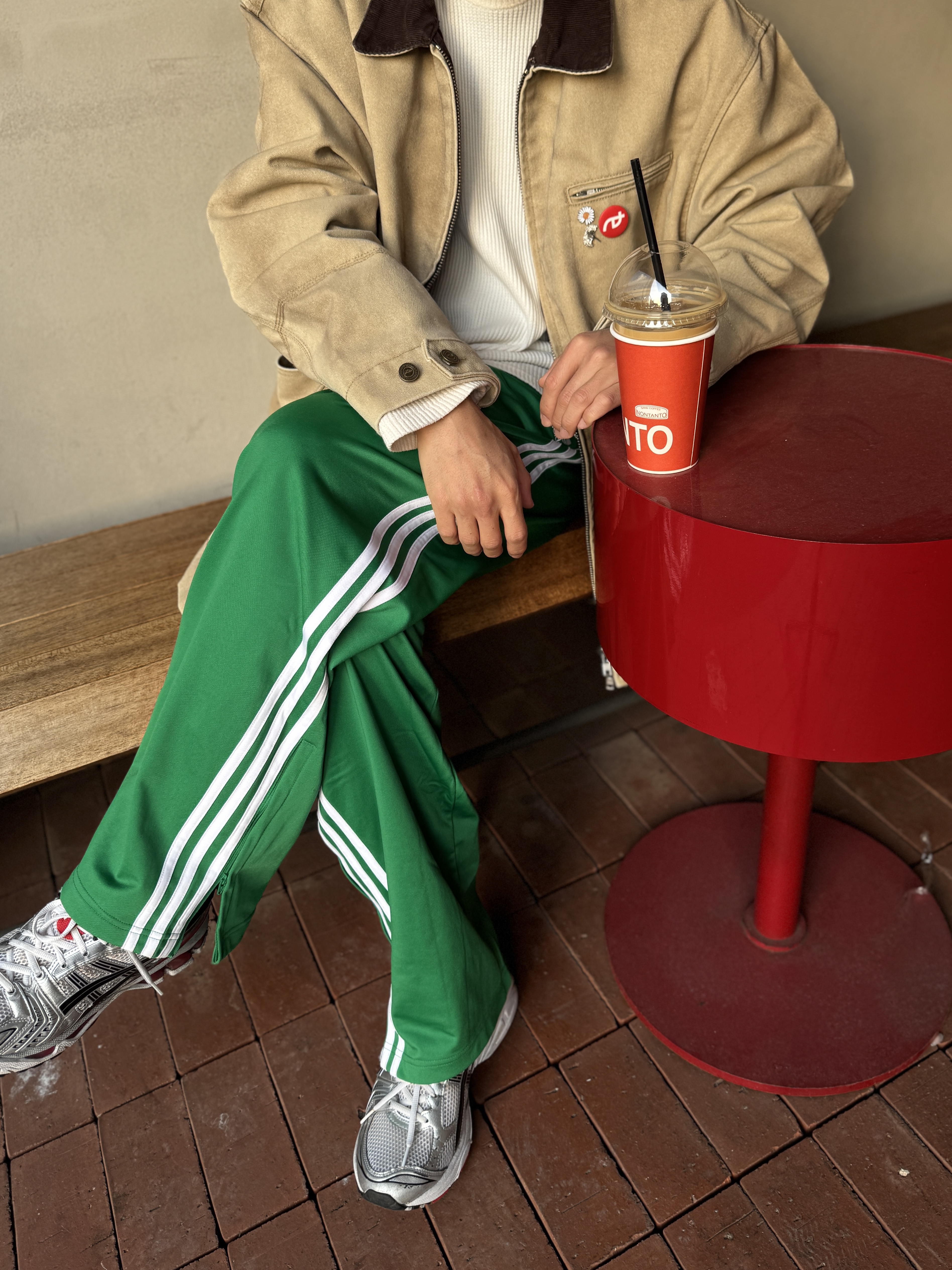 Adidas Adicolor Classics Firebird Track Pants Green - KR Sizing, Surgery Clover Logo Beanie Ver.2 White 착용 스타일 - 2