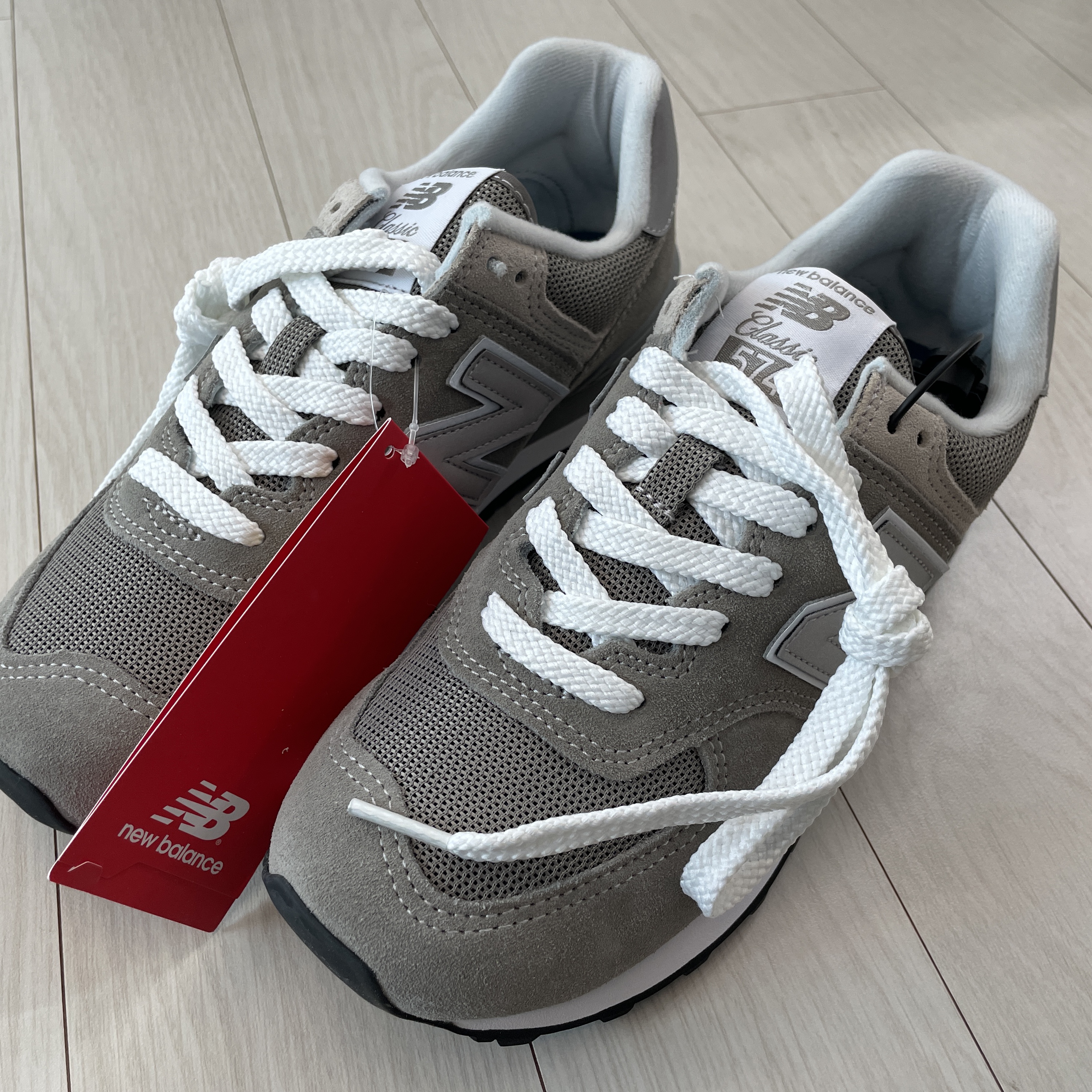 (W) New Balance 574 Worn By Anyone Grey - B Standard 착용 스타일 - 1