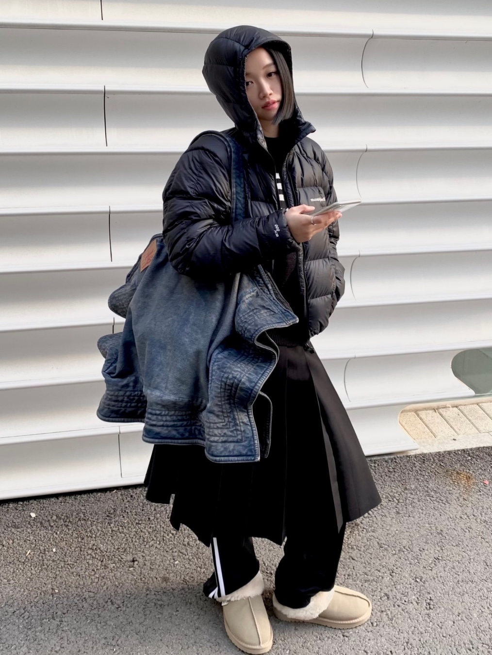 Asics Gel-Quantum Kinetic Graphite Grey Black, New Era x MoMA New York Yankees Cap Navy 착용 스타일 - 7