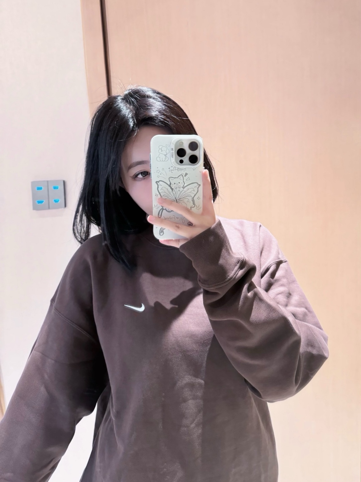 Nike Solo Swoosh Fleece Crew Baroque Brown - Asia 착용 스타일 - 2