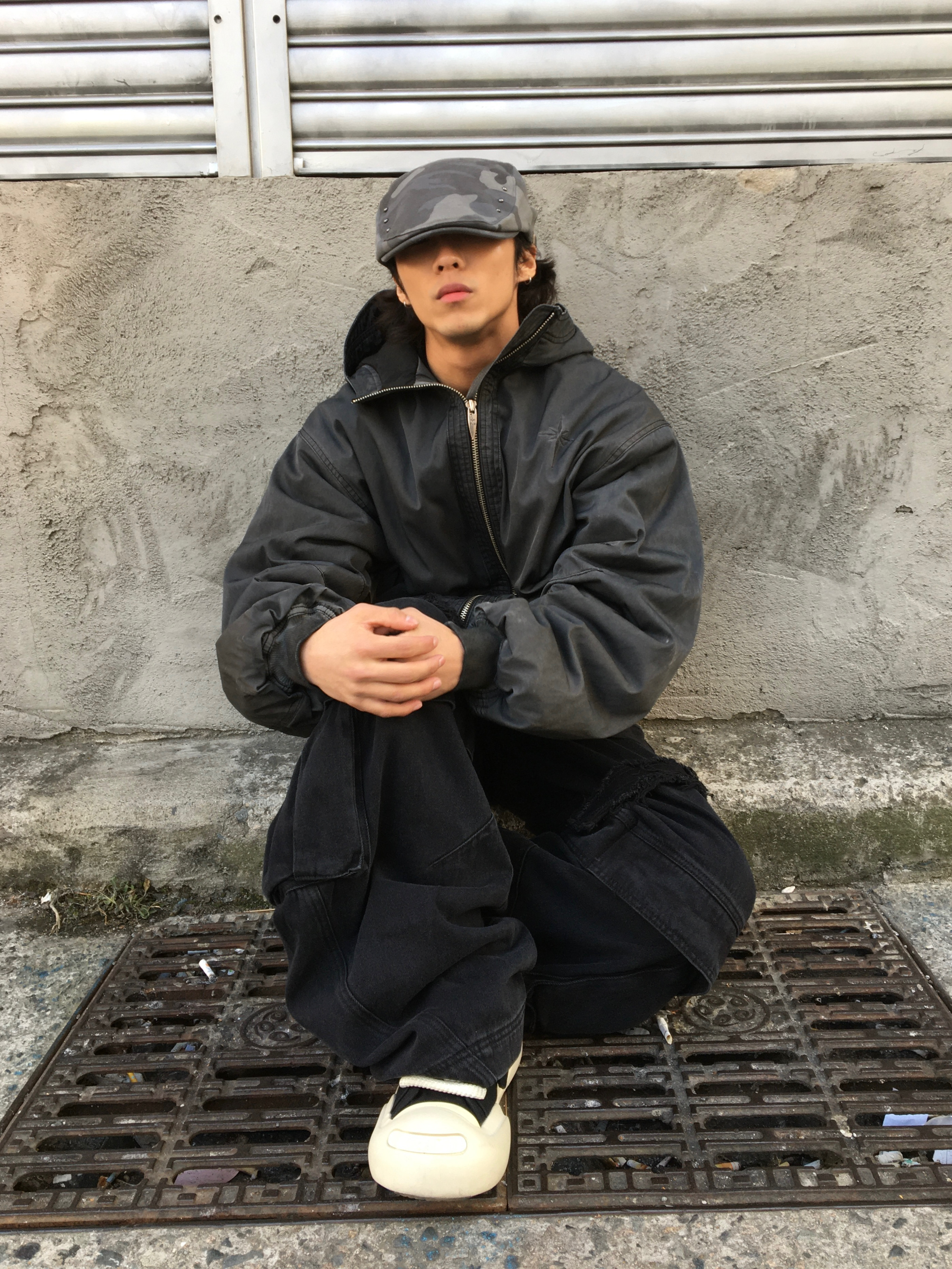 BLR Dyed Multi Pocket Nylon Work Jacket Grey, BLR Dyed Snowflakes Logo Washing Puffer Jacket Grey 착용 스타일 - 2