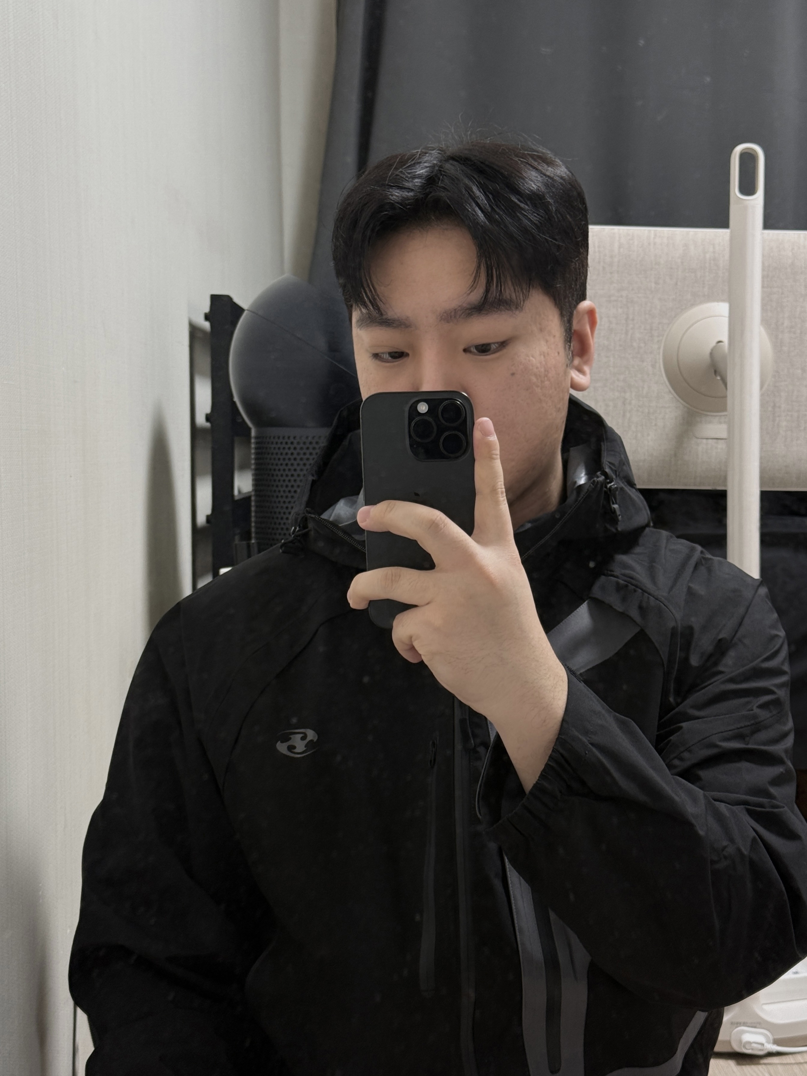 Sansan Gear 3L Windblock Jacket Black 착용 스타일