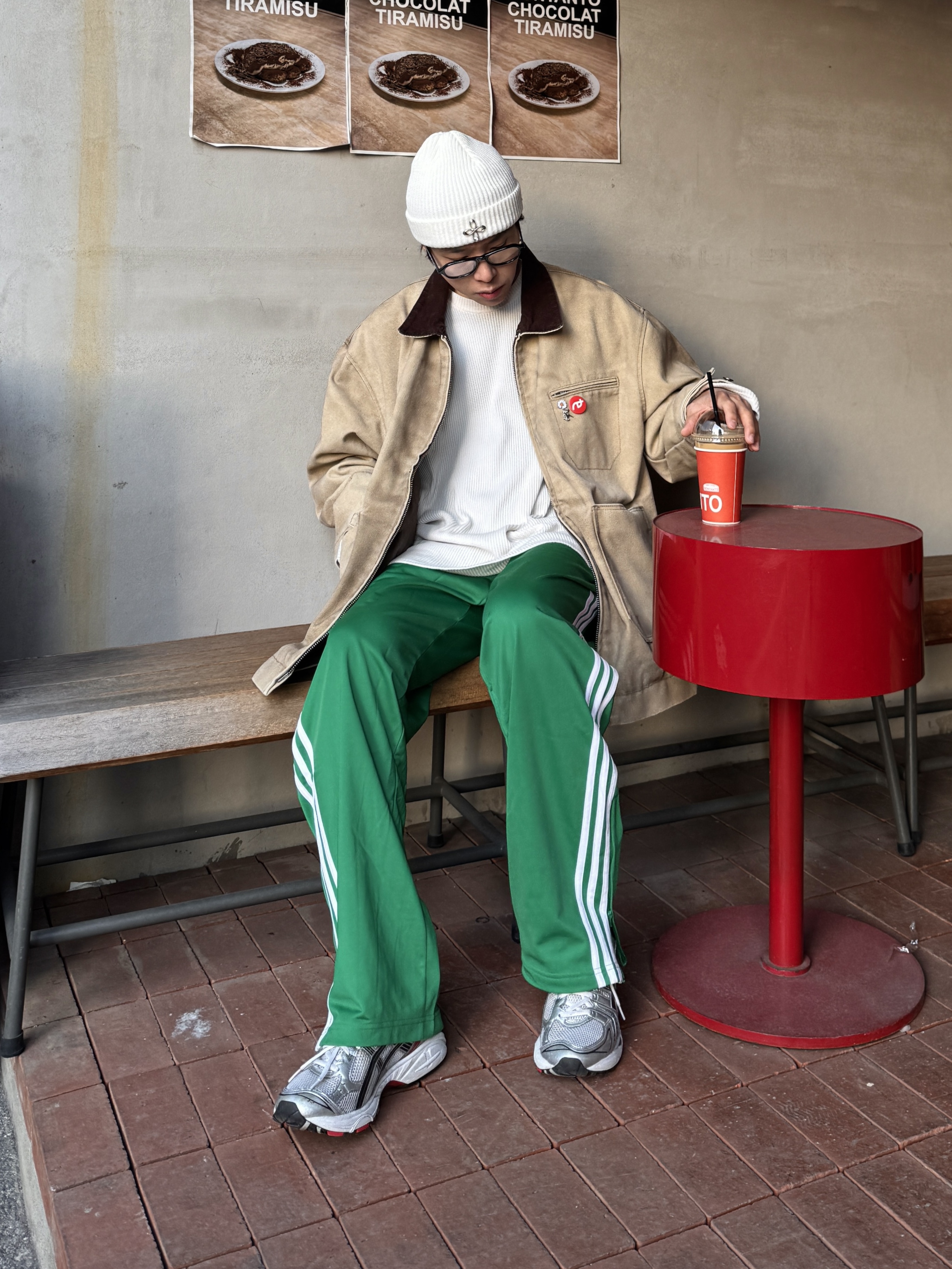 Adidas Adicolor Classics Firebird Track Pants Green - KR Sizing, Surgery Clover Logo Beanie Ver.2 White 착용 스타일 - 1