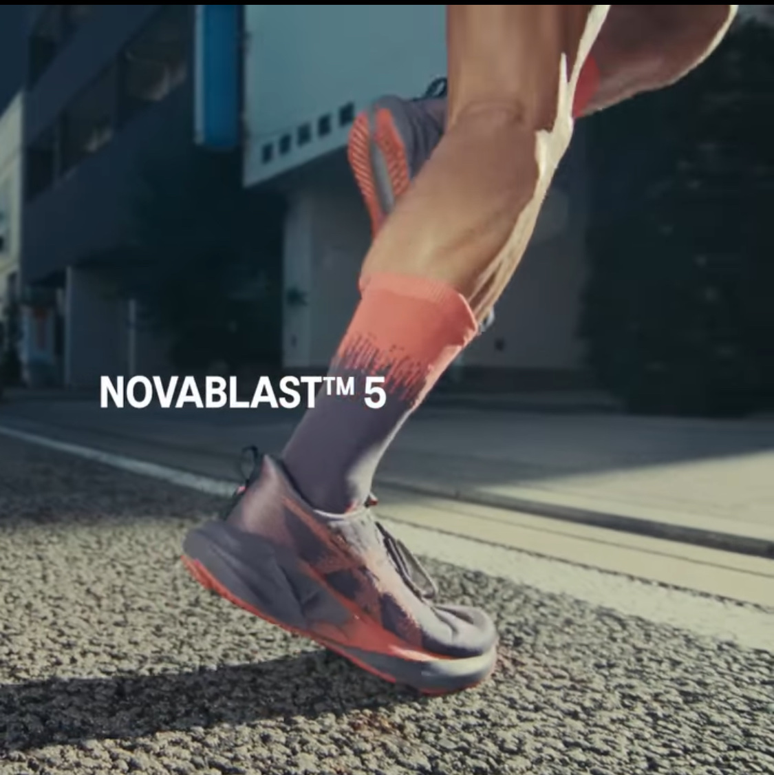 Asics Novablast 5 Greyish Purple Coral Reef, Asics Light Mesh Crew Socks Greyish Purple Performance Black 착용 스타일