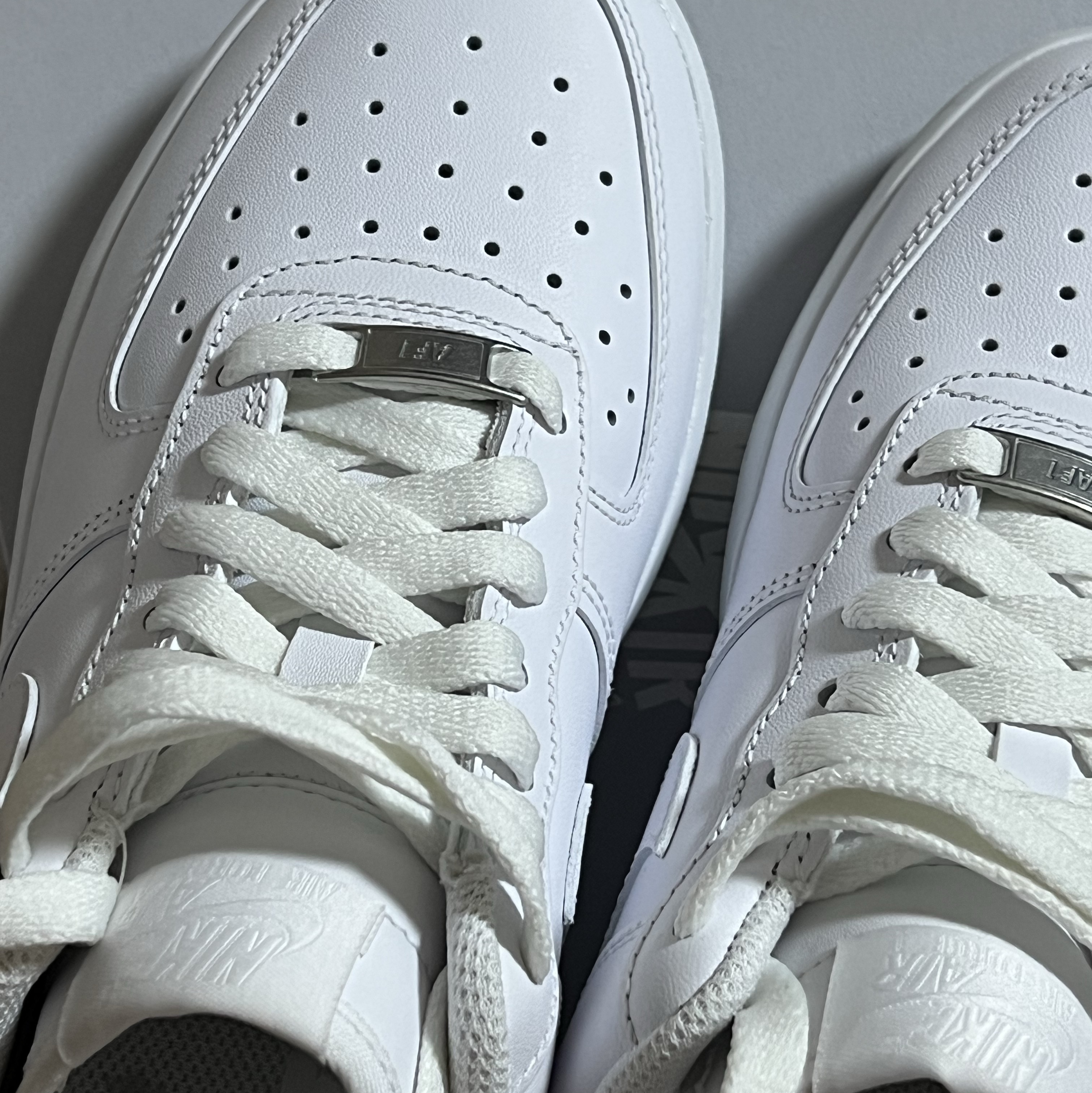 (W) Nike Air Force 1 '07 Low White 착용 스타일