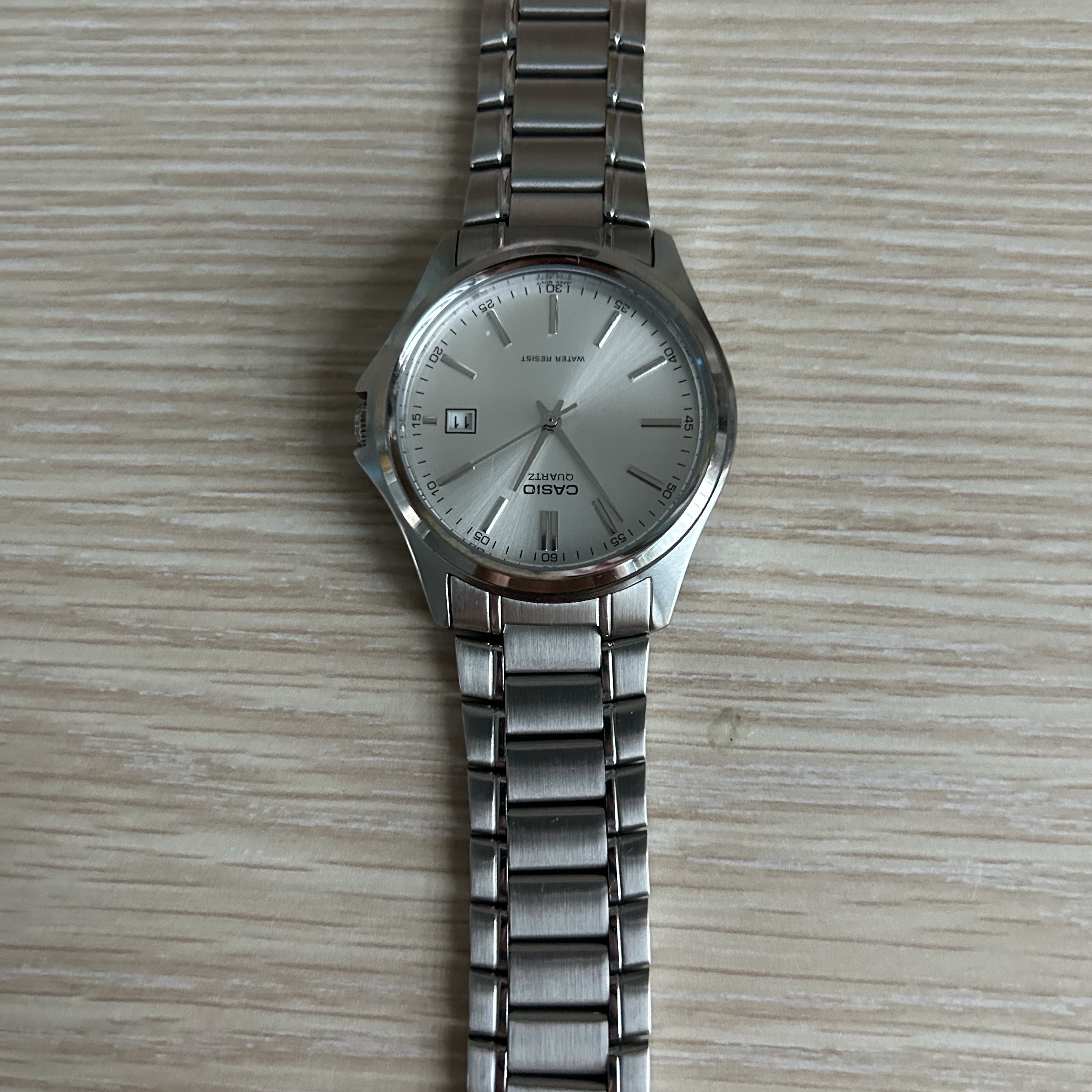 Casio MTP-1183A-7A 착용 스타일