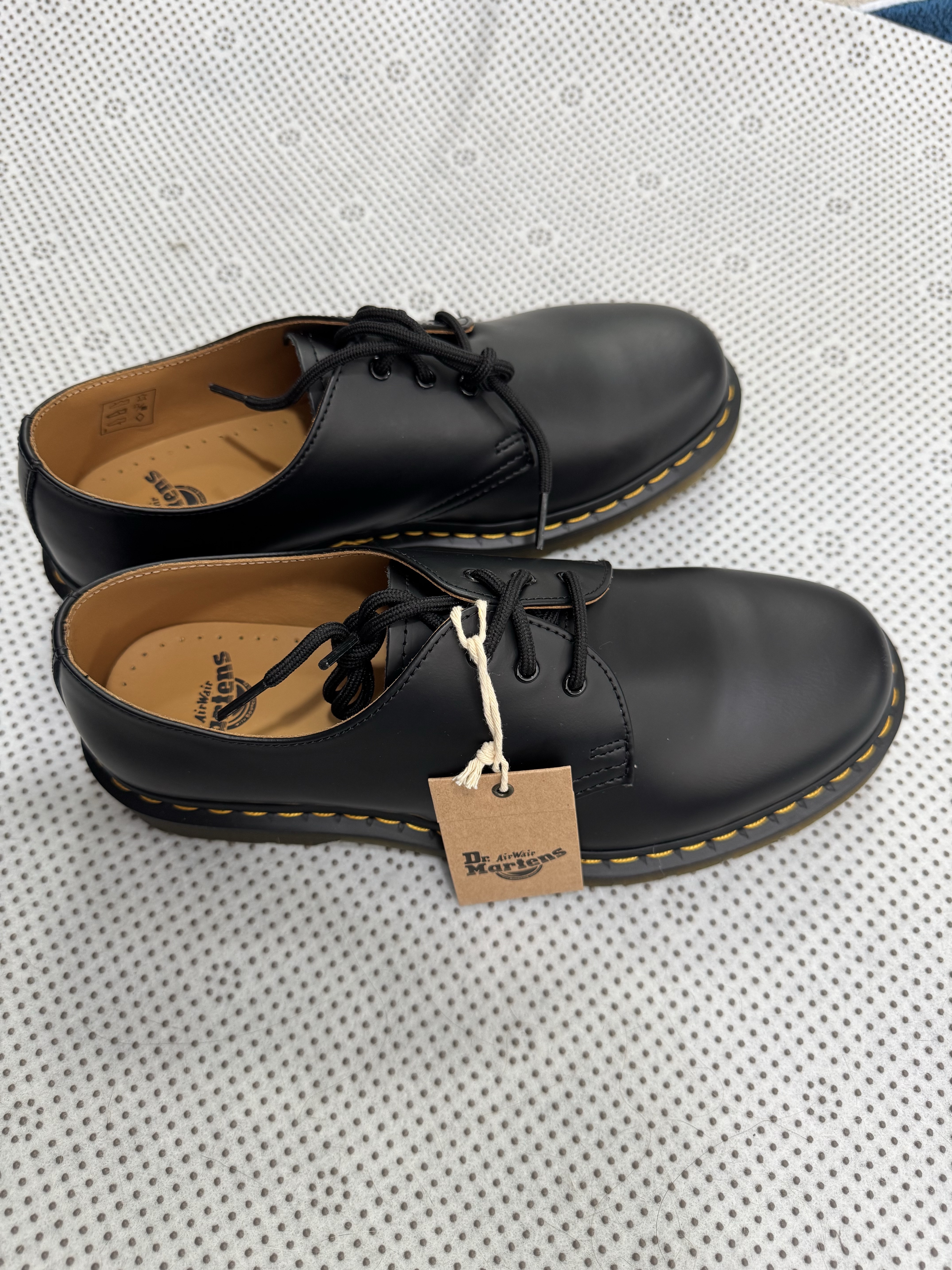 Dr. Martens 1461 Smooth Black 착용 스타일 - 3