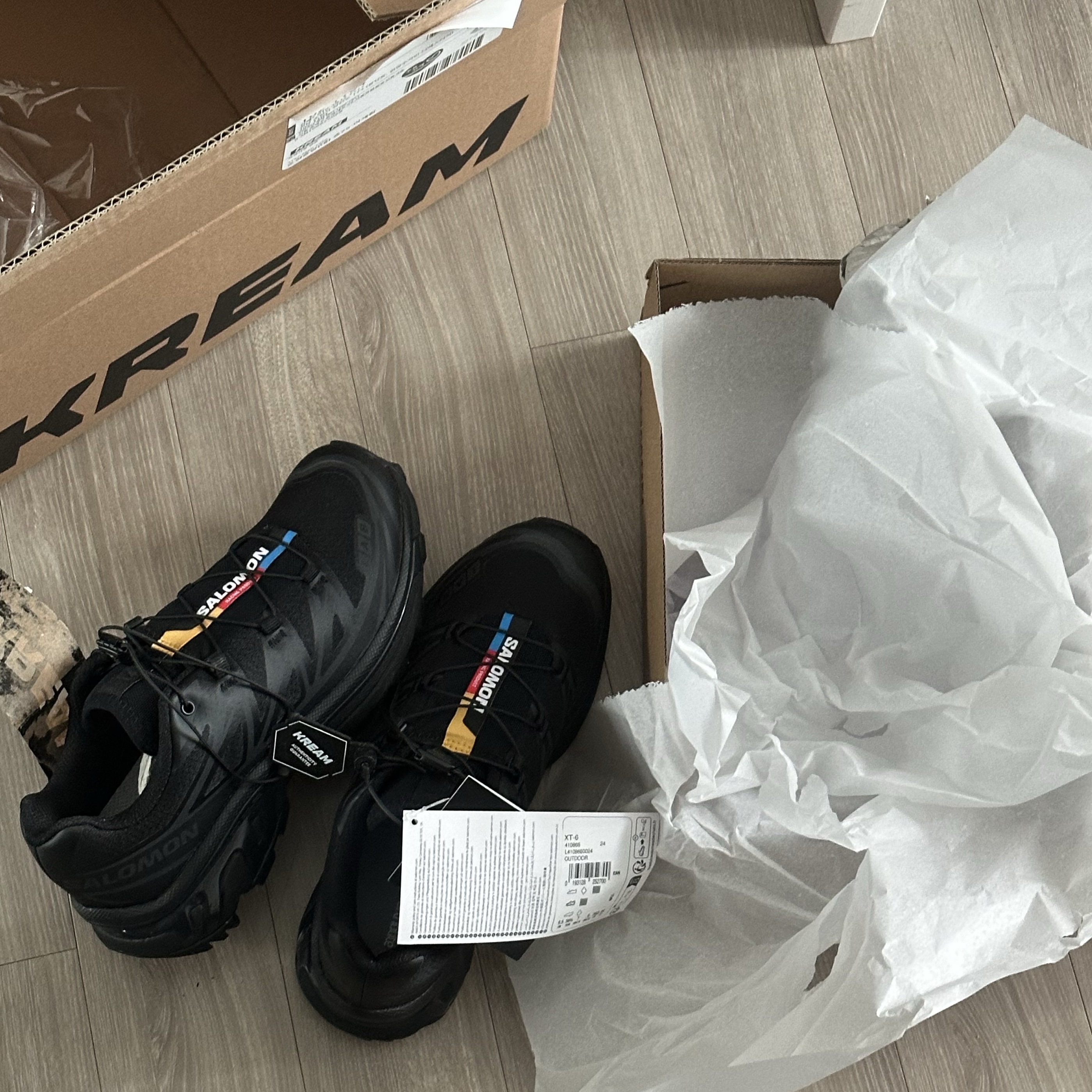 Salomon XT-6 ADV Black 착용 스타일
